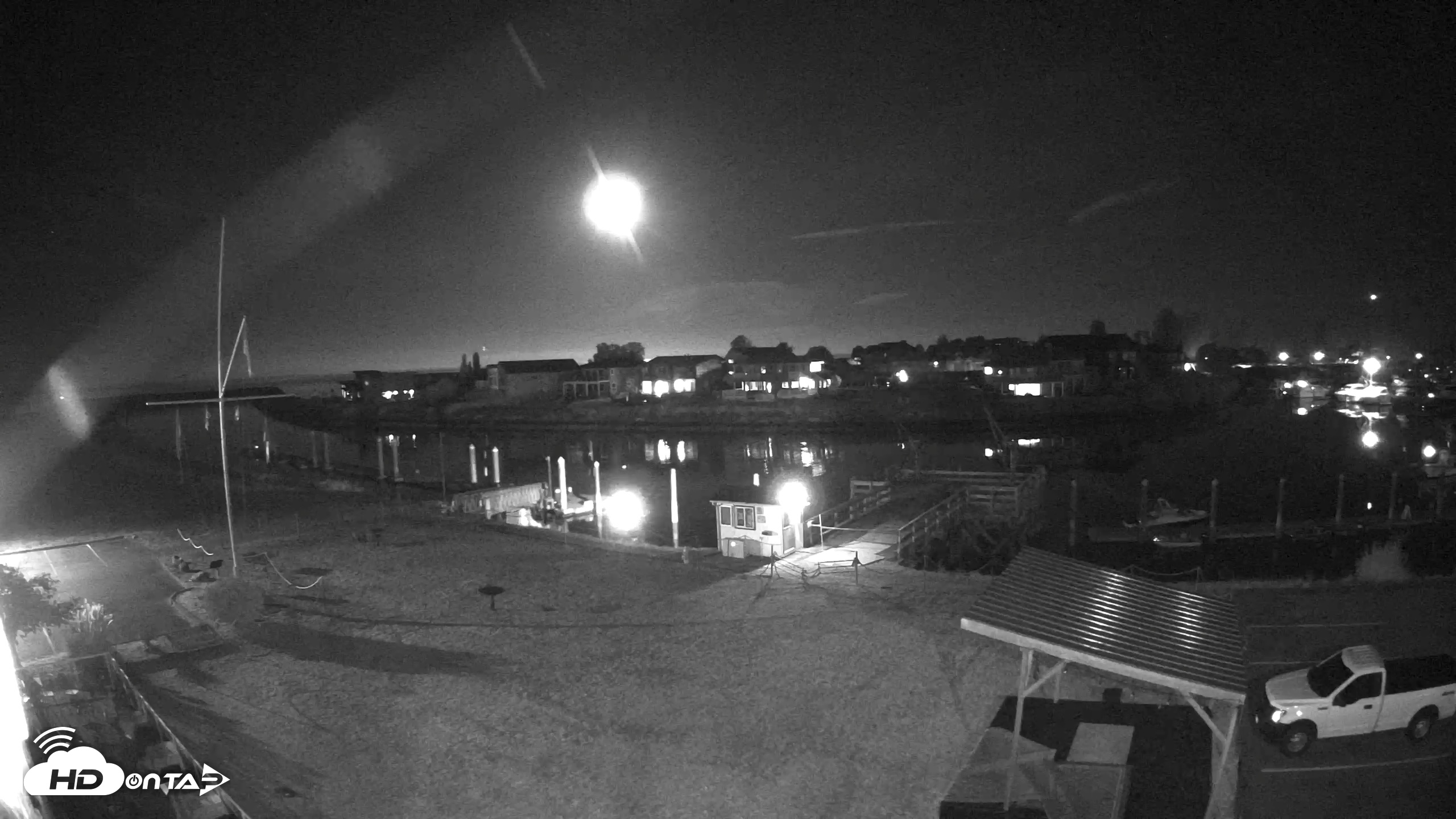 Snapshot of Point Roberts Marina SW Live Webcam taken Sep 20, 2026, 11:05pm PDT