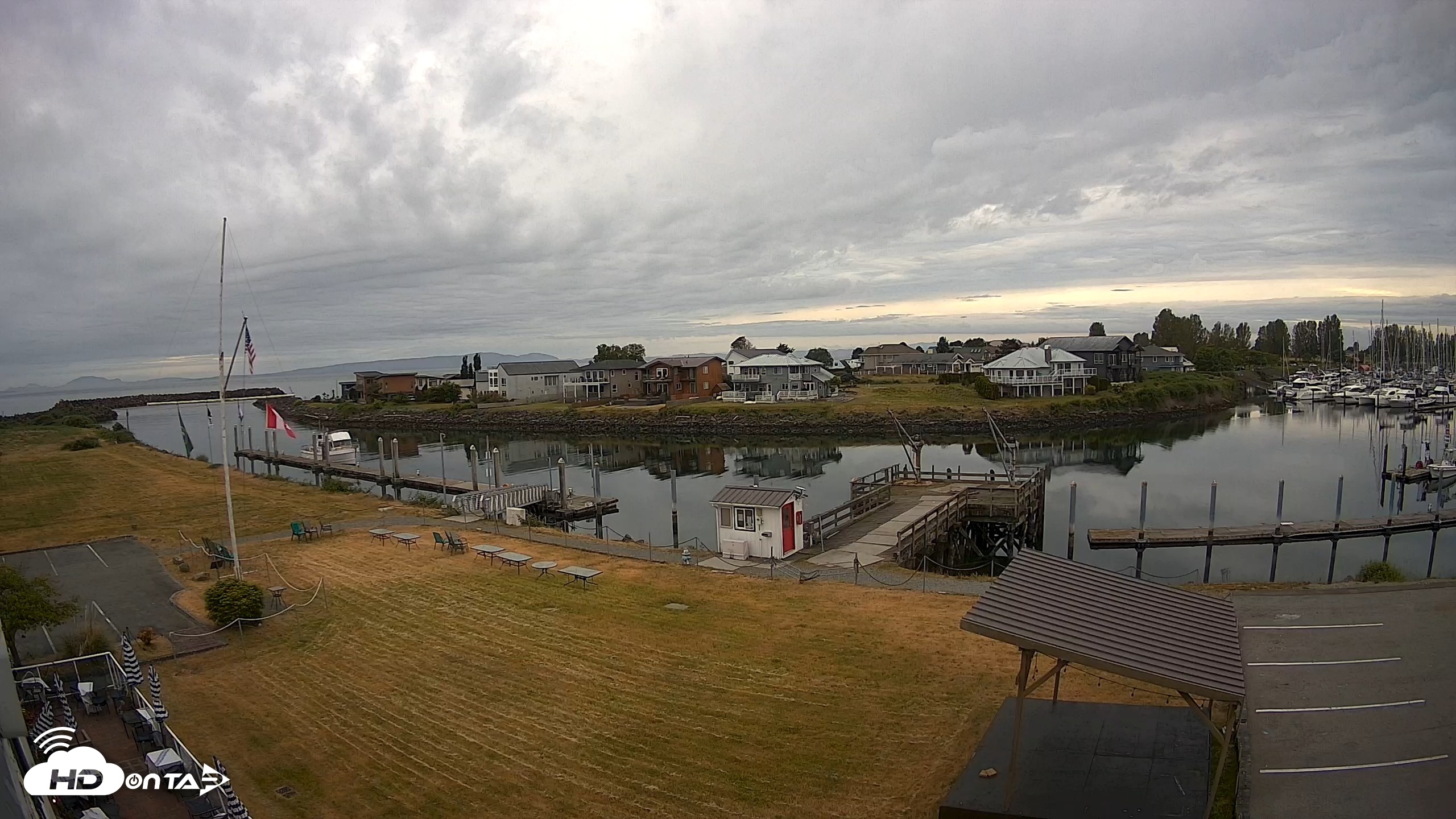 Snapshot of Point Roberts Marina SW Live Webcam taken May 29, 2026, 6:00am PDT