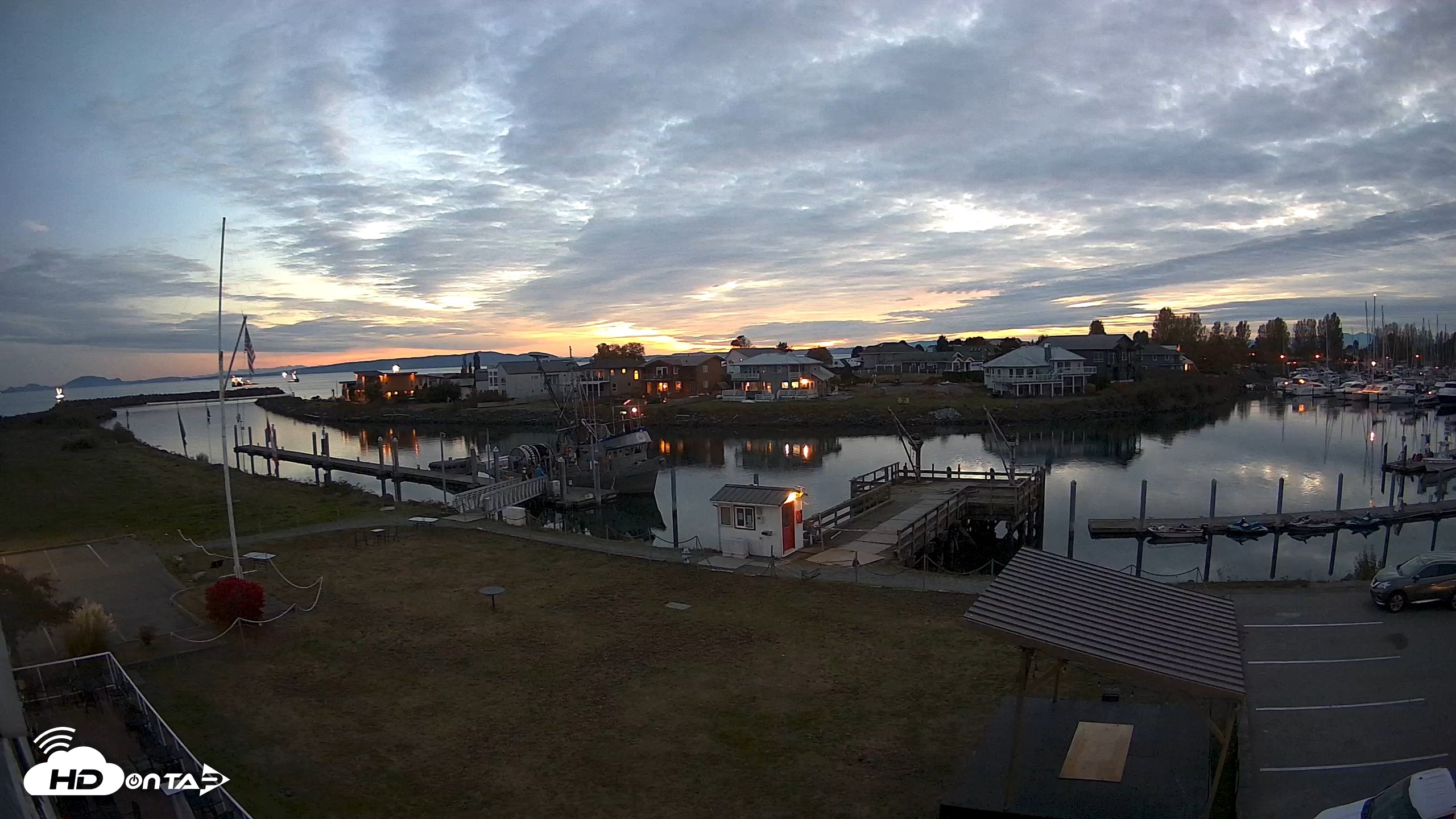 Snapshot of Point Roberts Marina SW Live Webcam taken Oct 12, 2026, 6:54pm PDT