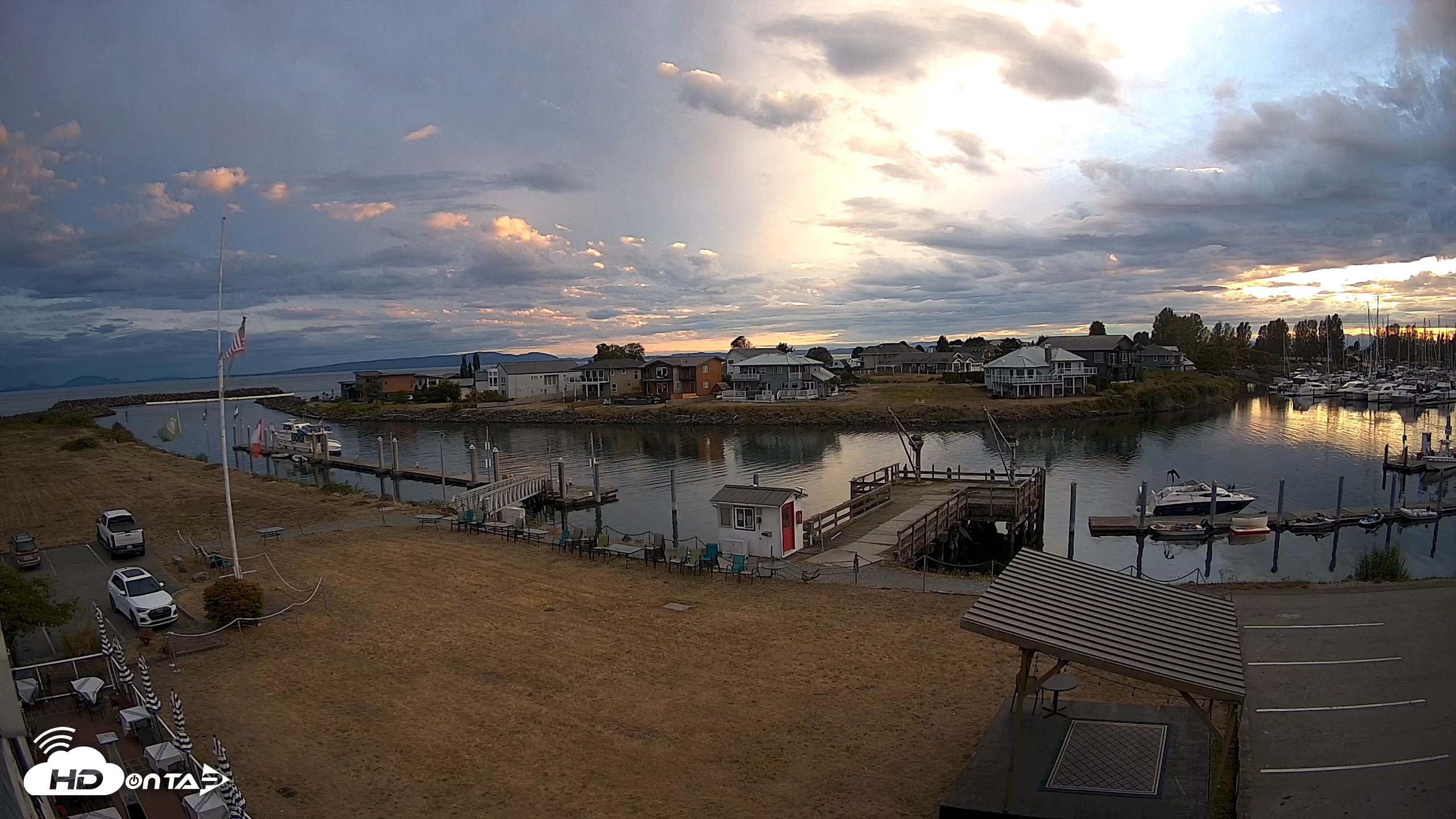 Snapshot of Point Roberts Marina SW Live Webcam taken Aug 28, 2026, 7:49pm PDT