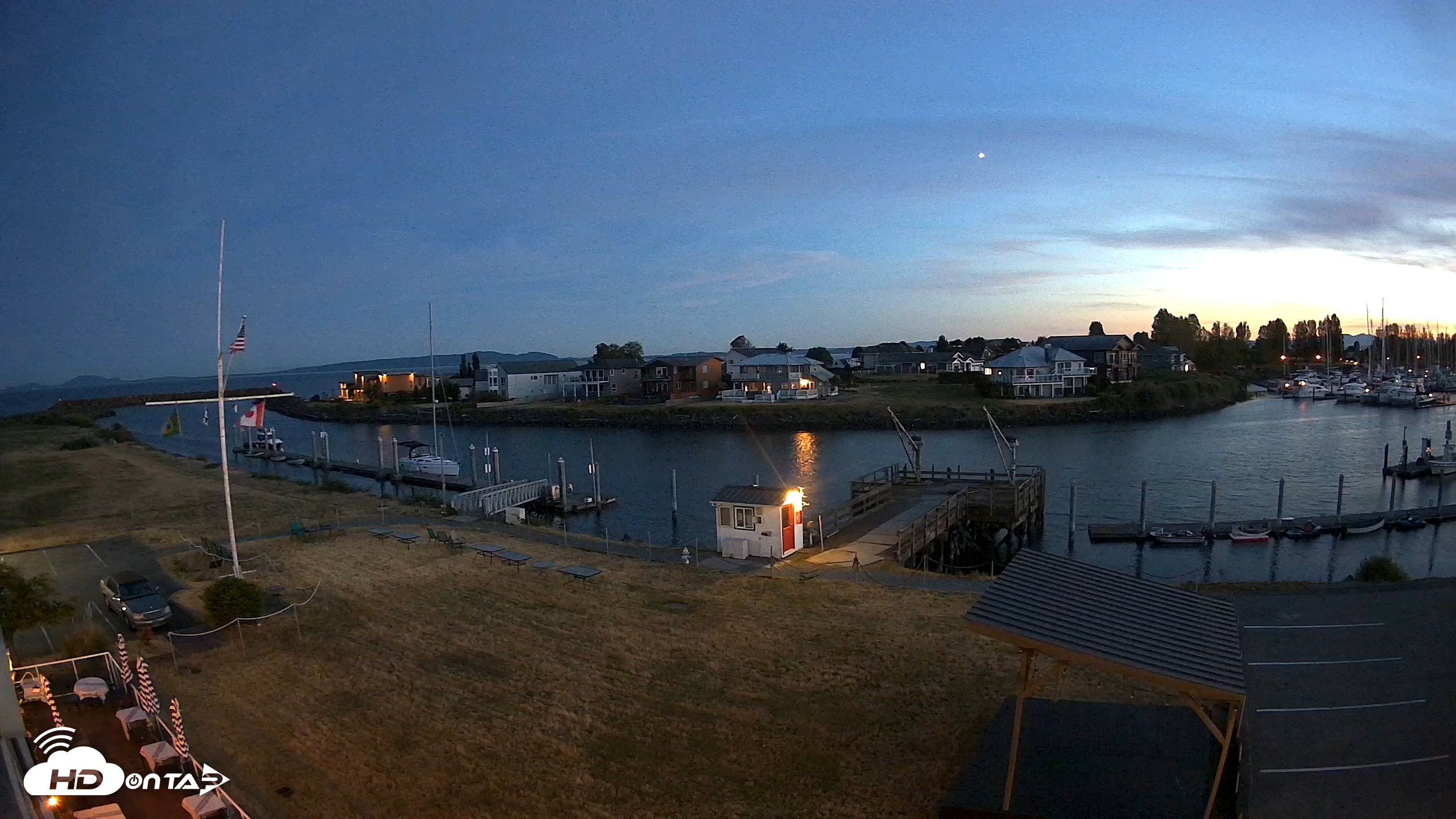 Snapshot of Point Roberts Marina SW Live Webcam taken Jun 13, 2026, 10:03pm PDT