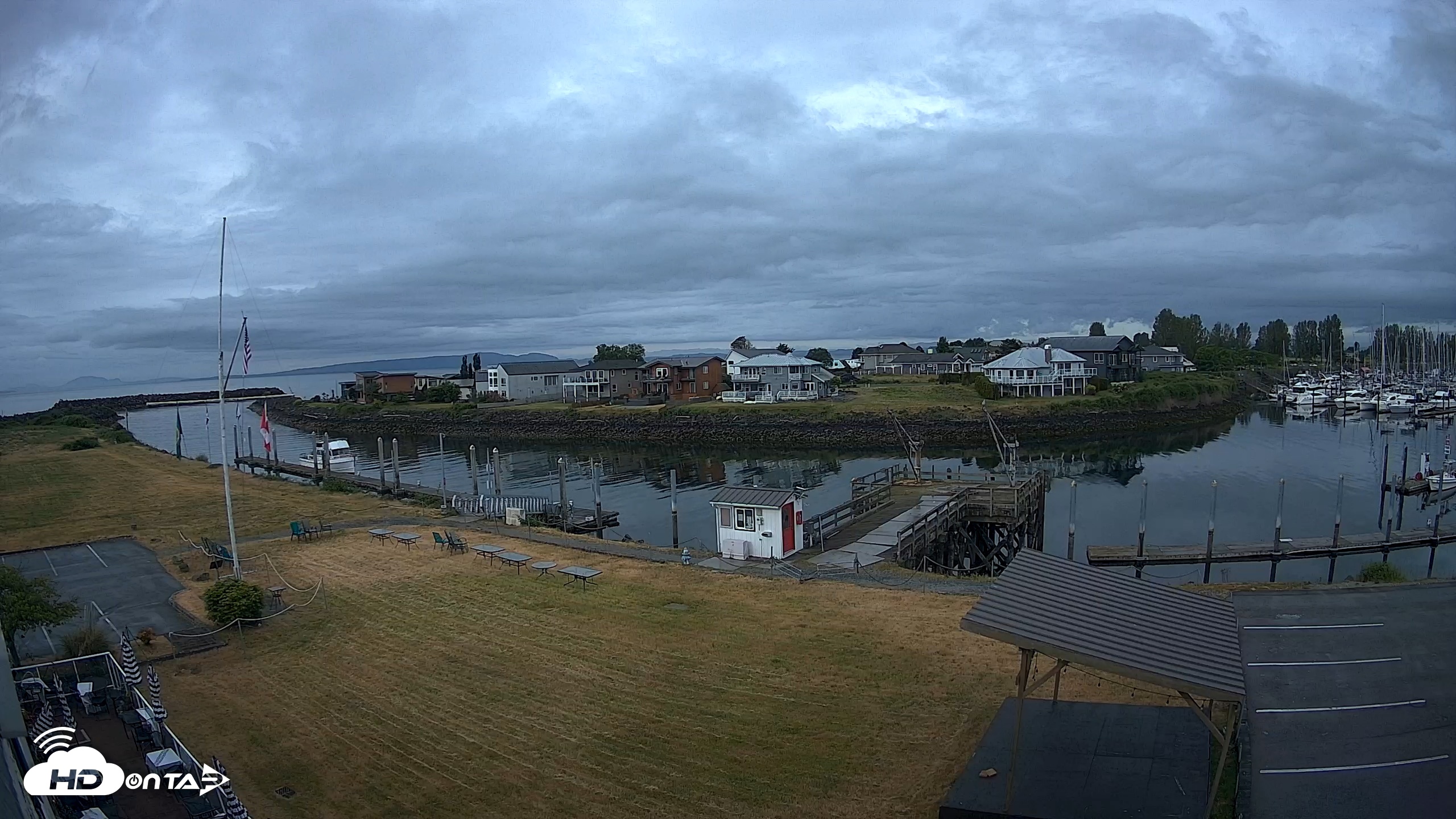 Snapshot of Point Roberts Marina SW Live Webcam taken May 29, 2026, 7:53am PDT