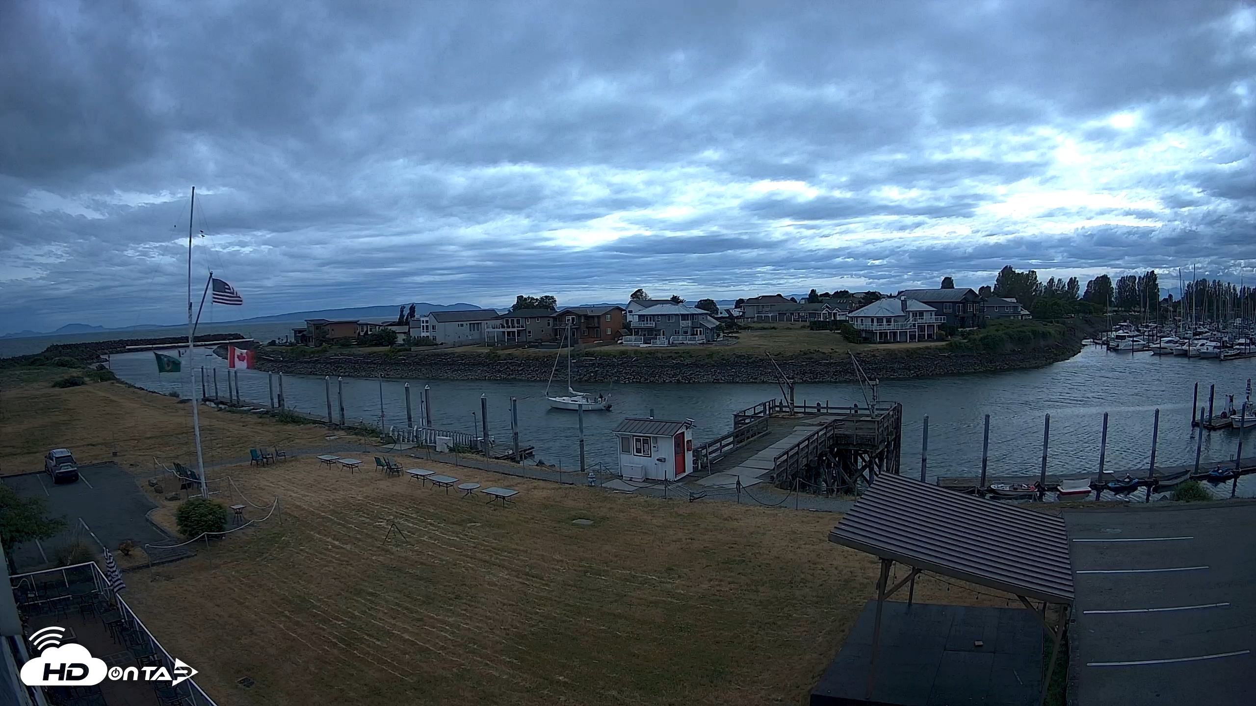 Snapshot of Point Roberts Marina SW Live Webcam taken Jun 4, 2026, 5:00pm PDT