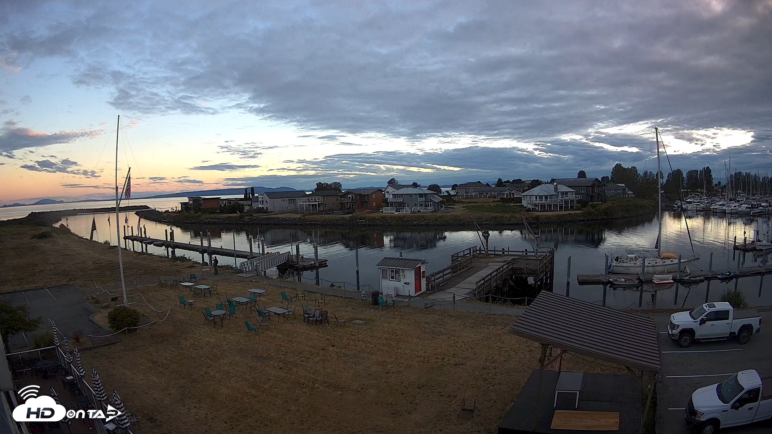 Snapshot of Point Roberts Marina SW Live Webcam taken Jul 27, 2026, 8:46pm PDT
