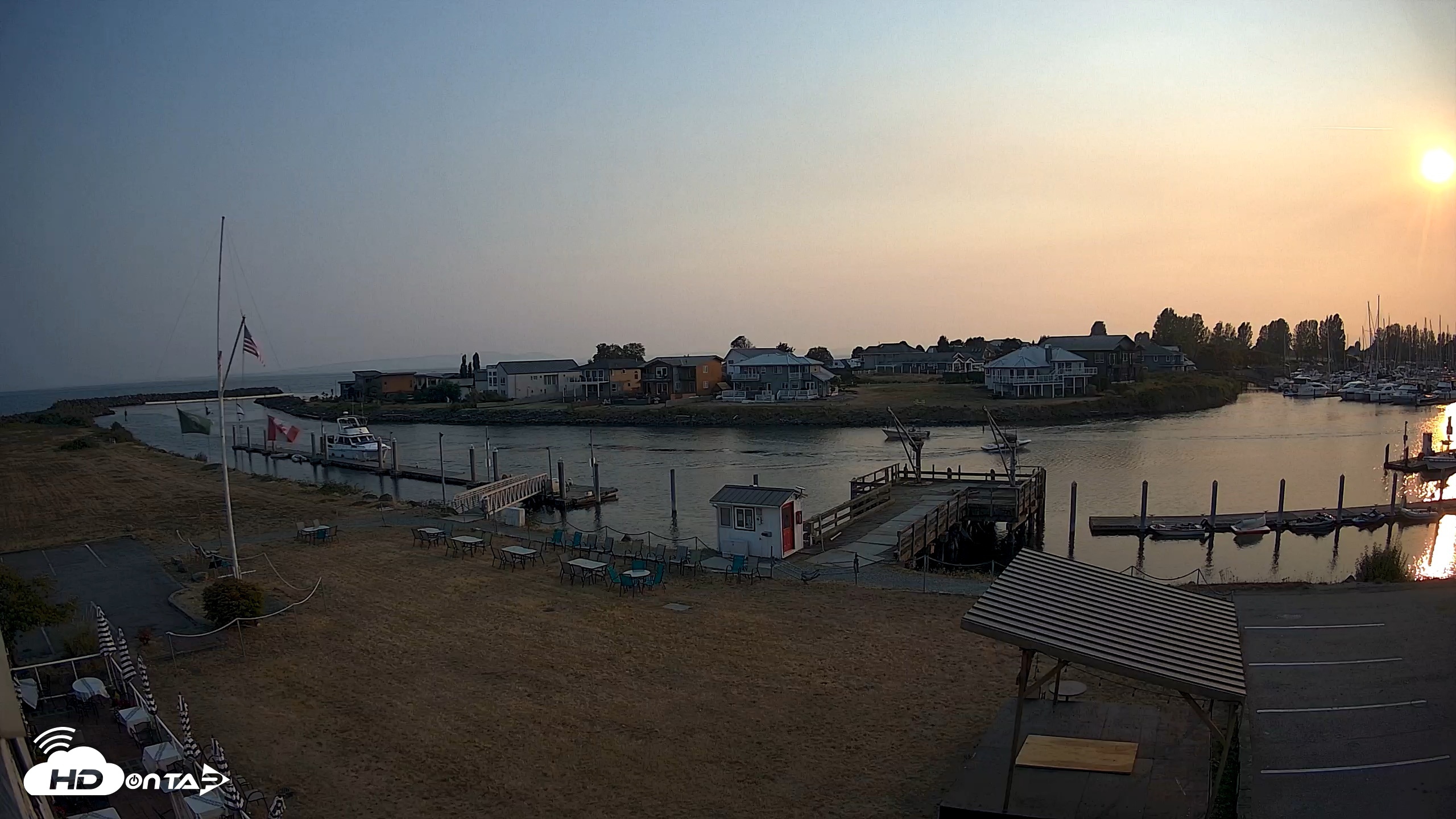 Snapshot of Point Roberts Marina SW Live Webcam taken Aug 25, 2026, 6:50pm PDT