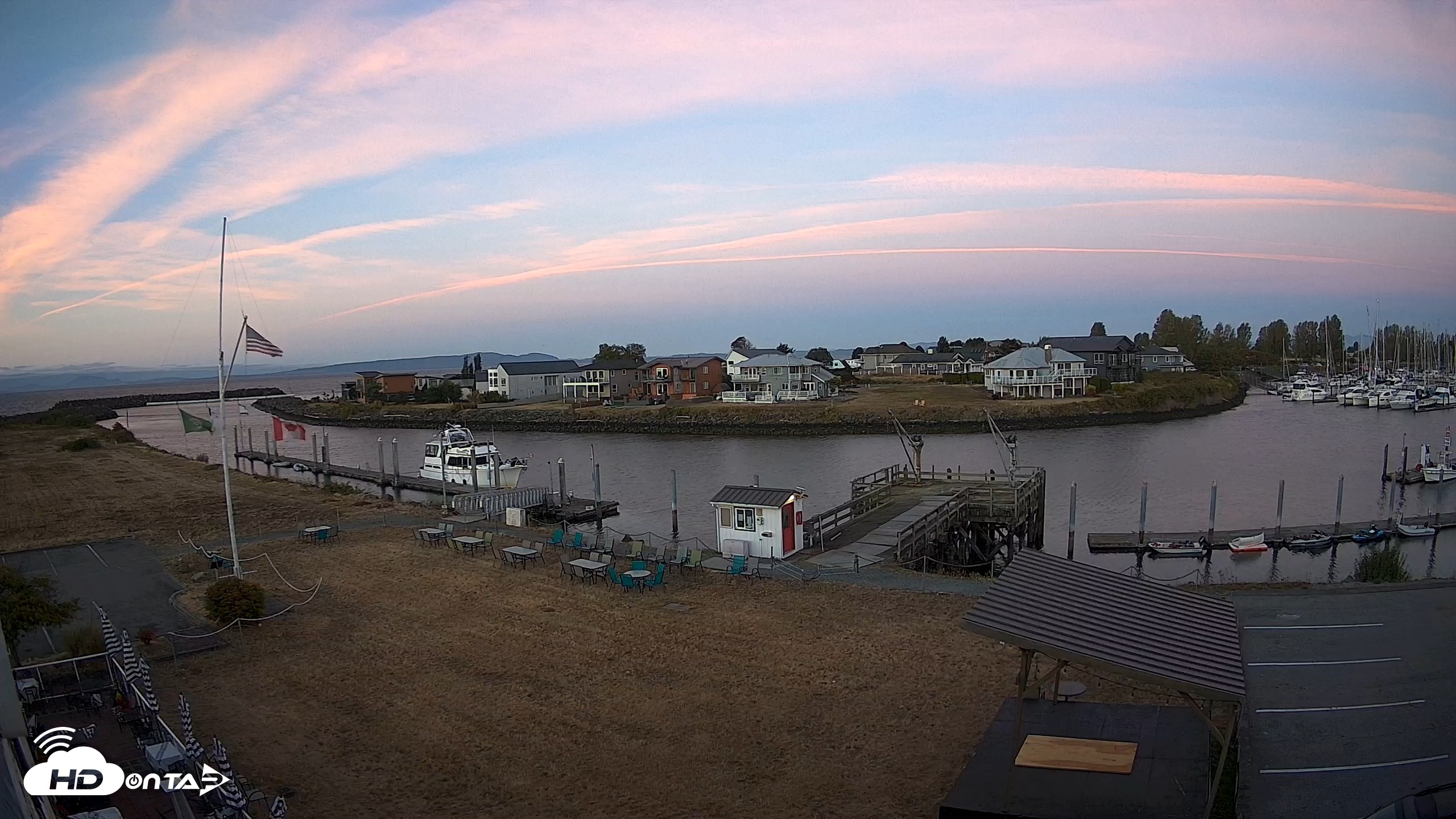 Snapshot of Point Roberts Marina SW Live Webcam taken Aug 26, 2026, 6:14am PDT