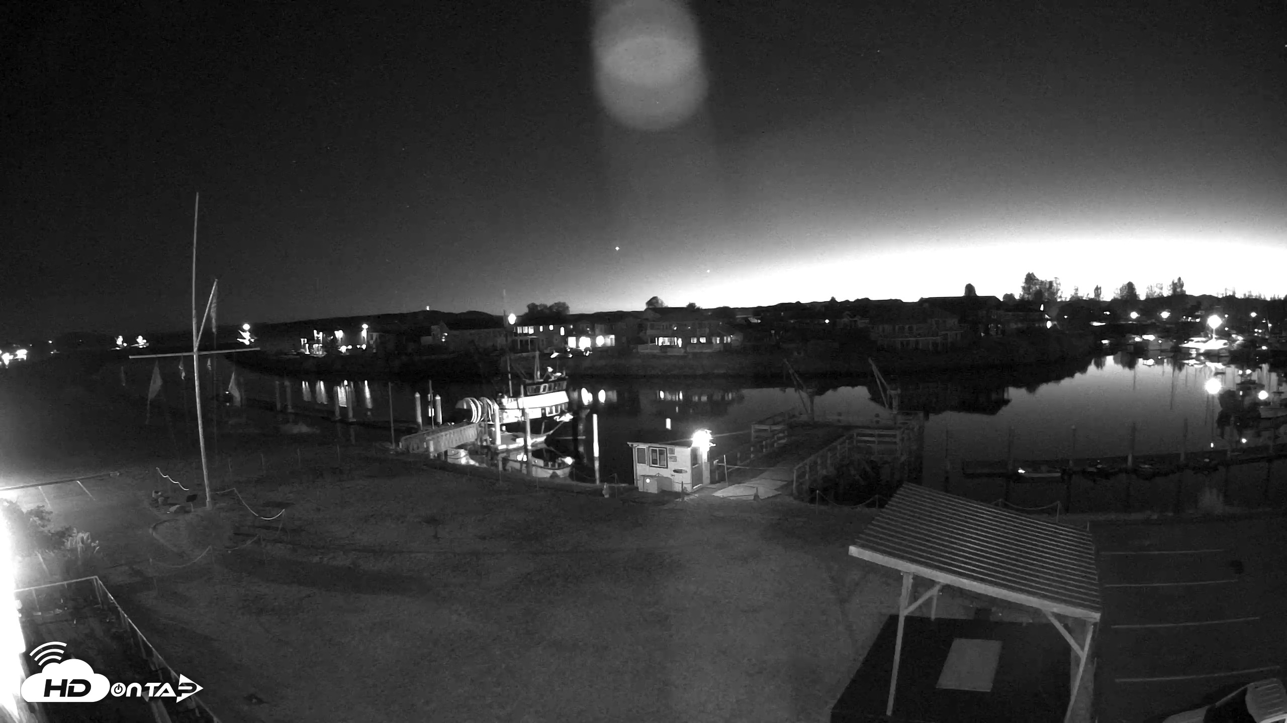 Snapshot of Point Roberts Marina SW Live Webcam taken Oct 11, 2026, 7:34pm PDT
