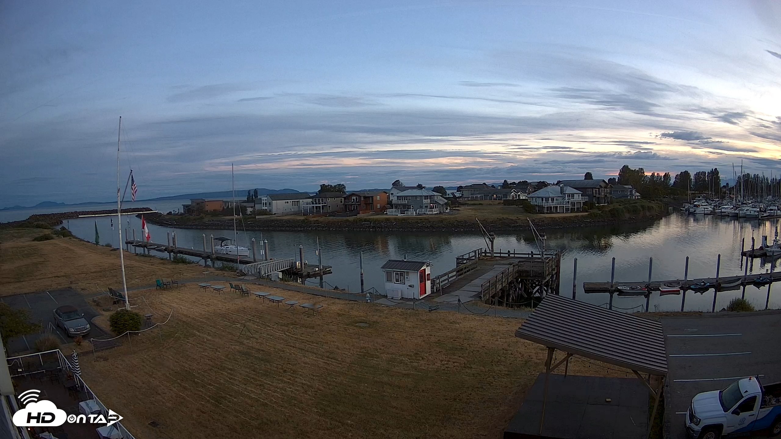 Snapshot of Point Roberts Marina SW Live Webcam taken Jun 7, 2026, 9:22pm PDT