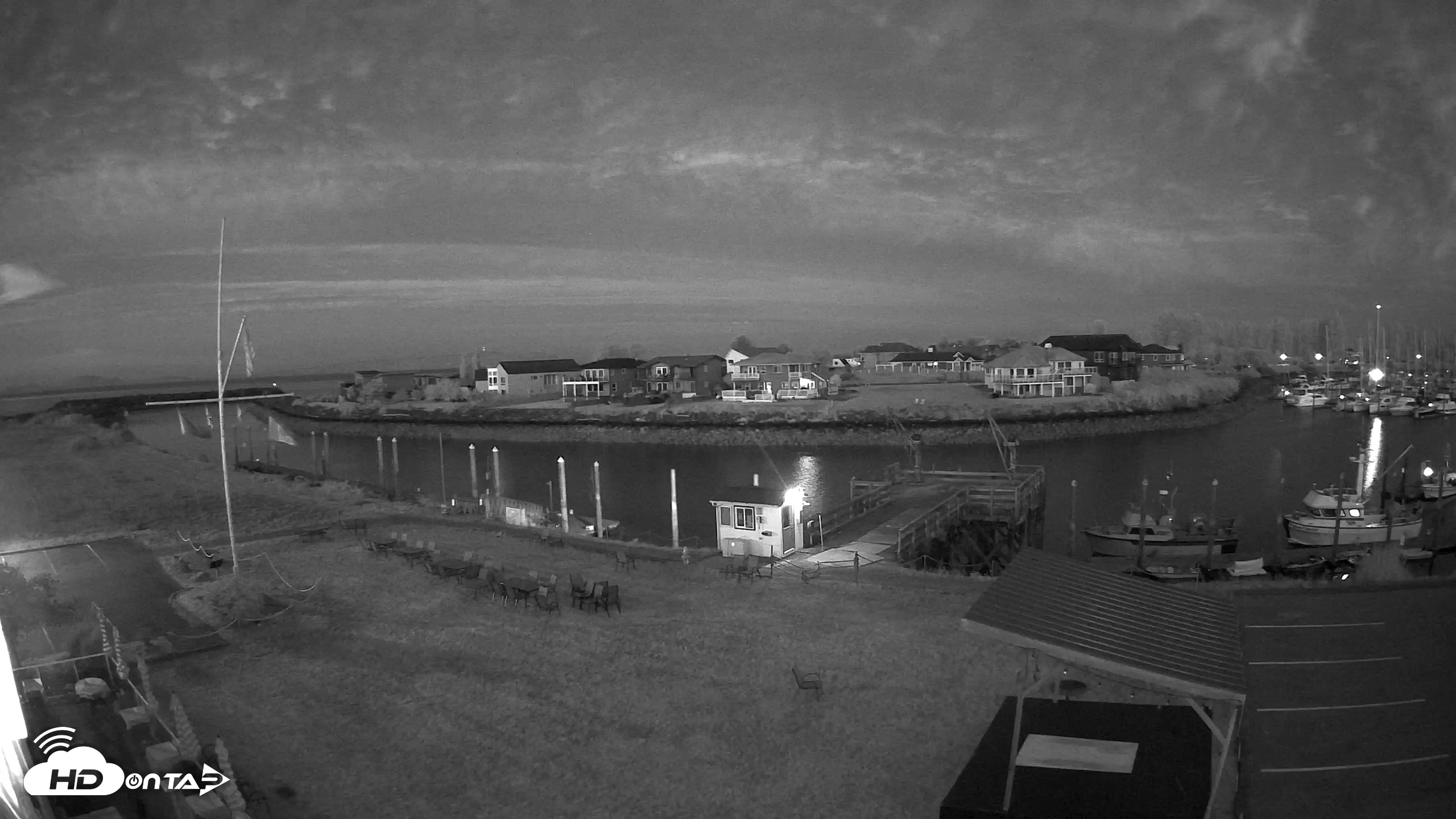 Snapshot of Point Roberts Marina SW Live Webcam taken Aug 19, 2026, 5:21am PDT
