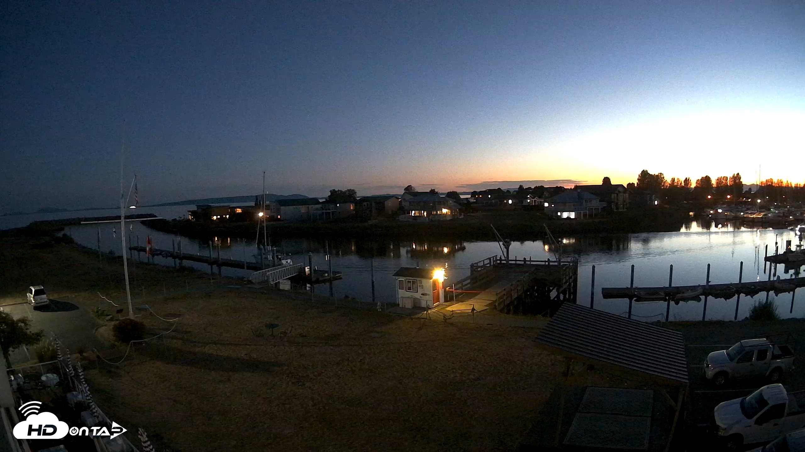 Snapshot of Point Roberts Marina SW Live Webcam taken Sep 5, 2026, 8:33pm PDT