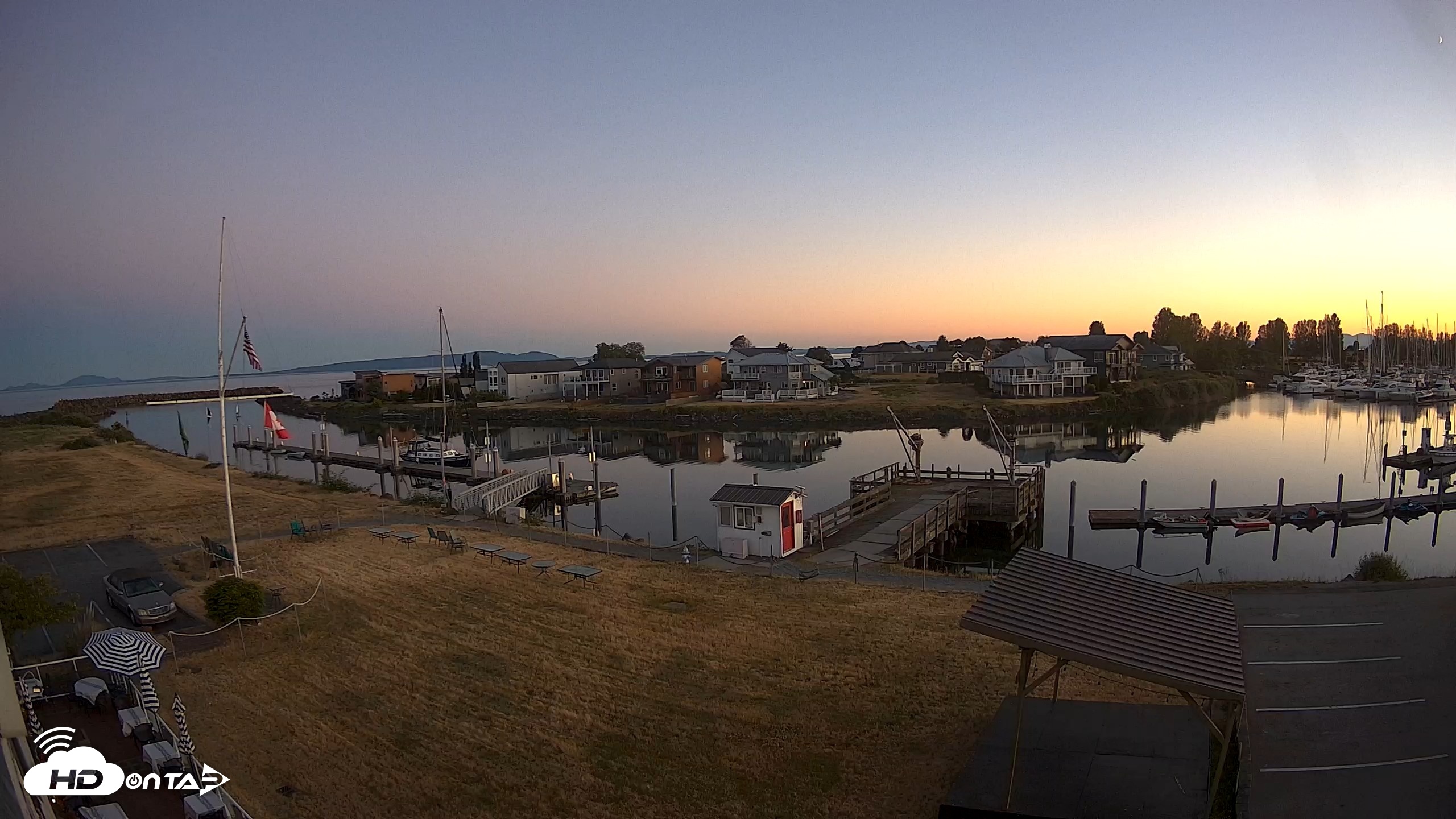 Snapshot of Point Roberts Marina SW Live Webcam taken Jun 17, 2026, 9:37pm PDT