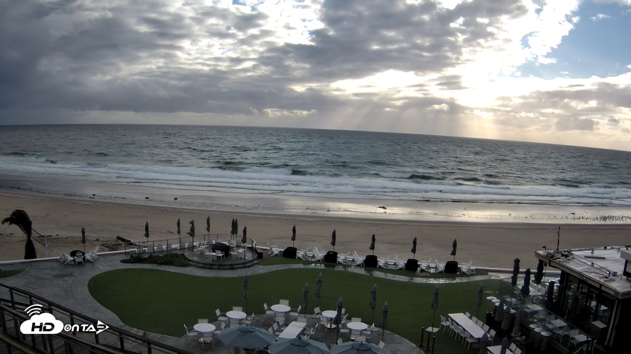 Snapshot of Monarch Bay Beach Club Live Webcam taken Feb 19, 2026, 4:23pm PST