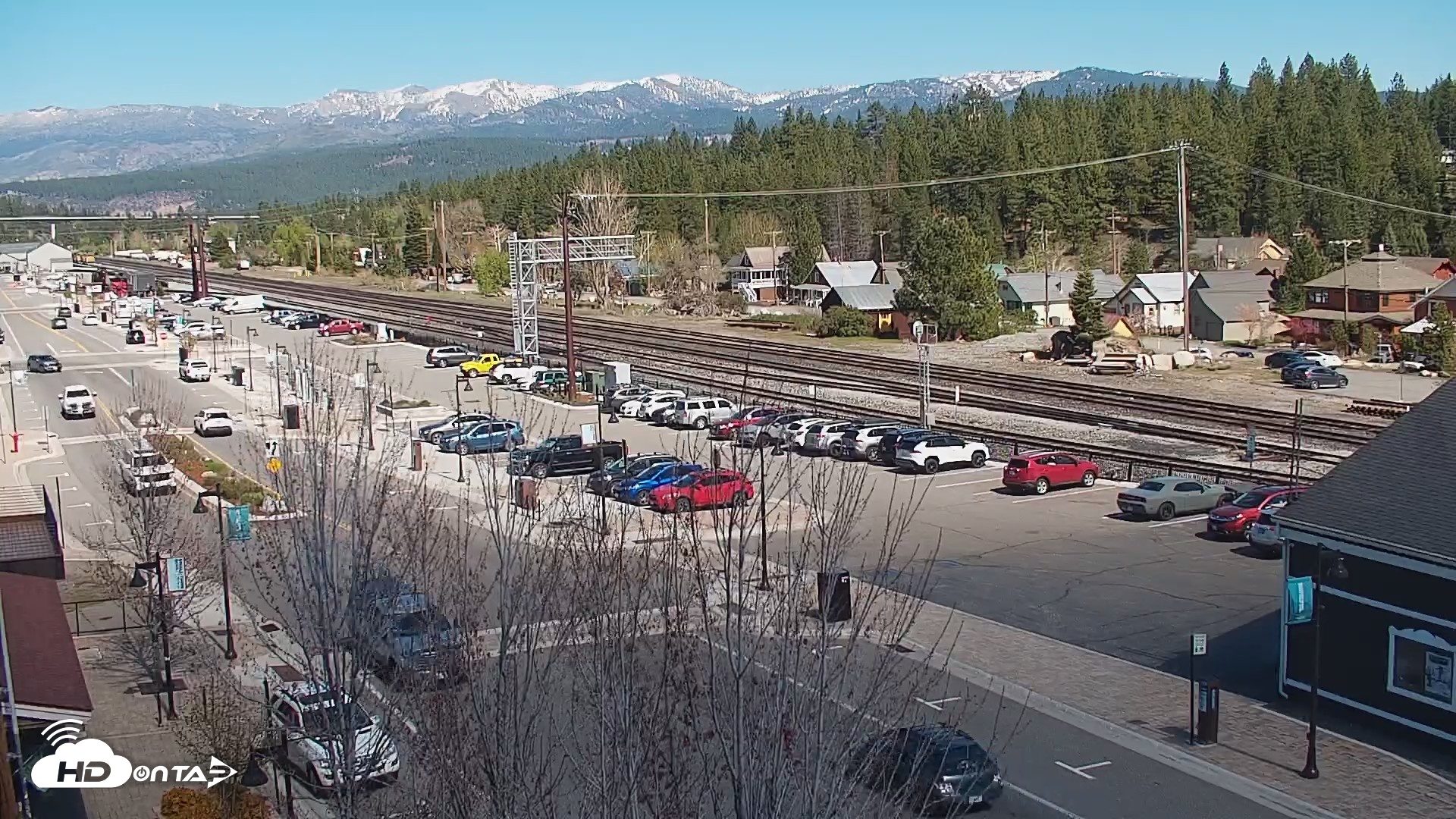 Snapshot of Downtown Truckee California Live Webcam taken May 6, 2026, 3:35pm PDT