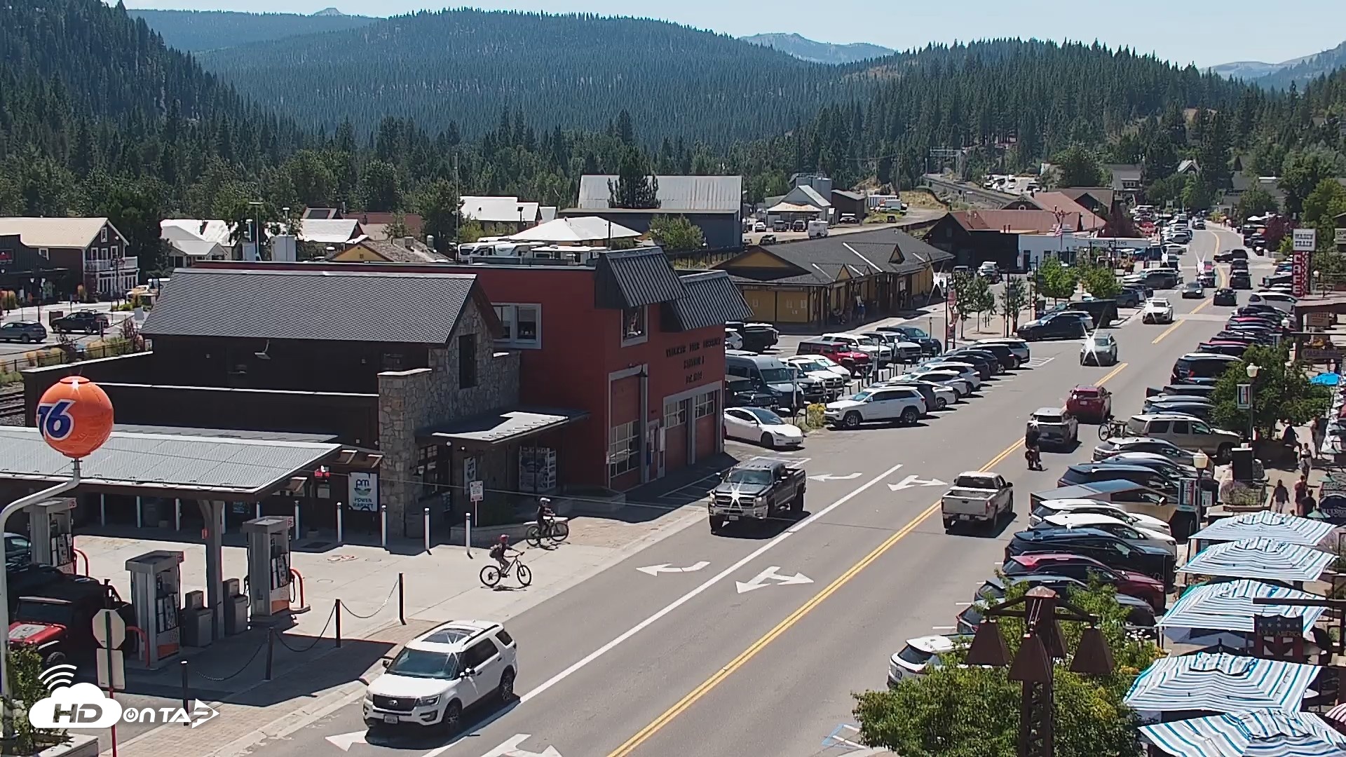 Snapshot of Downtown Truckee California Live Webcam taken Aug 11, 2026, 2:20pm PDT