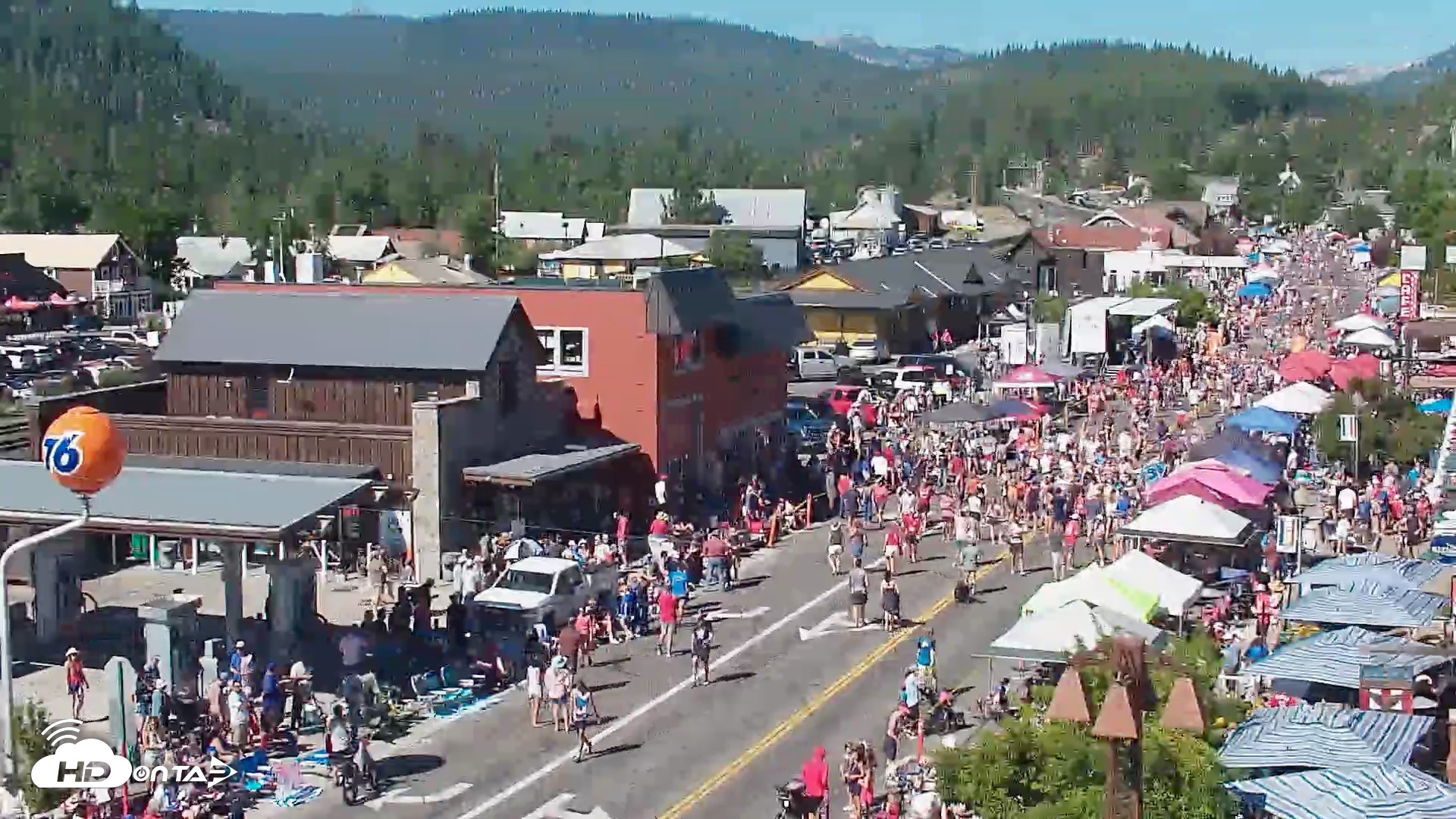Snapshot of Downtown Truckee California Live Webcam taken Jul 4, 2026, 9:48am PDT