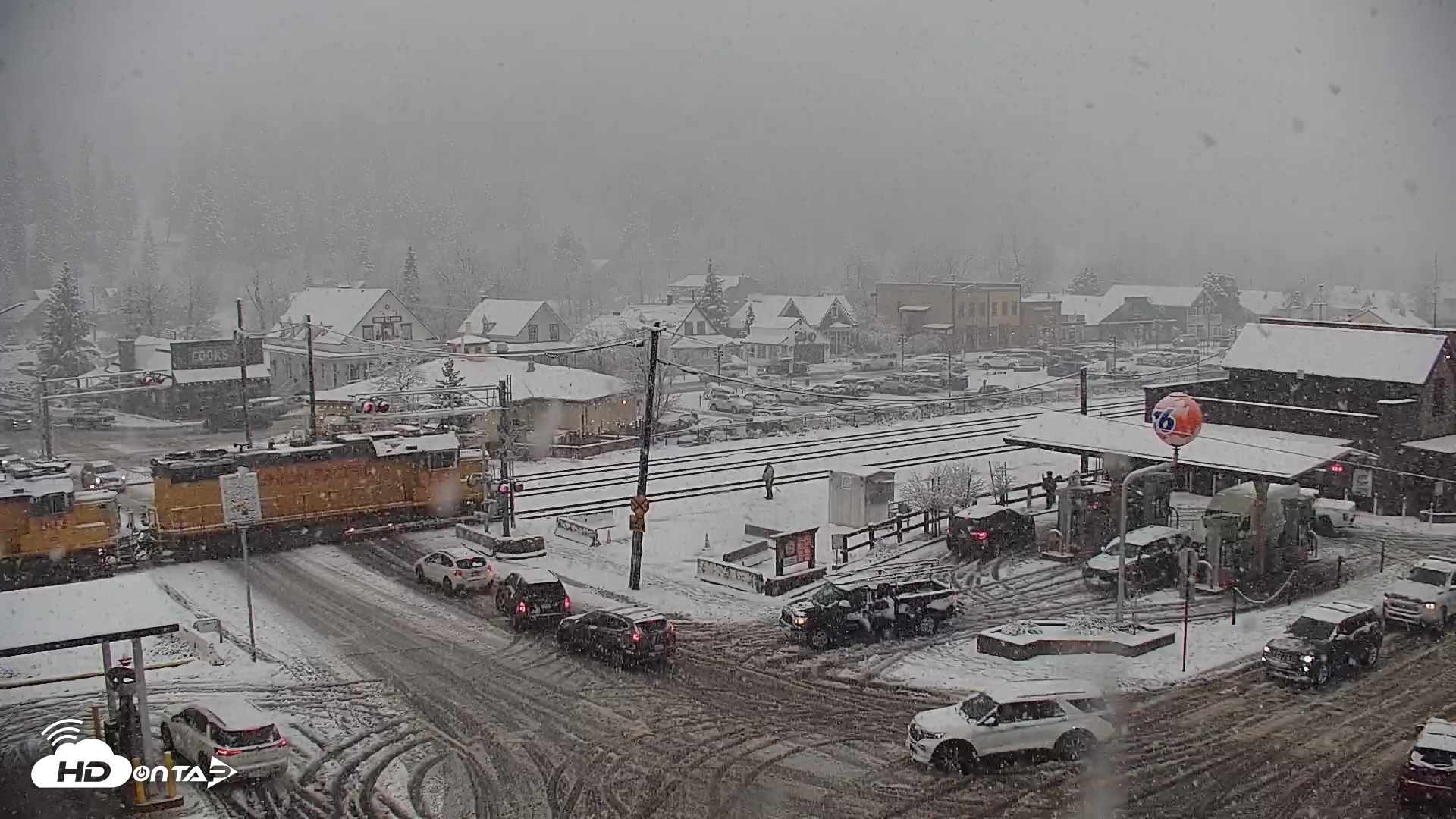 Snapshot of Downtown Truckee California Live Webcam taken Dec 24, 2025, 2:18pm PST