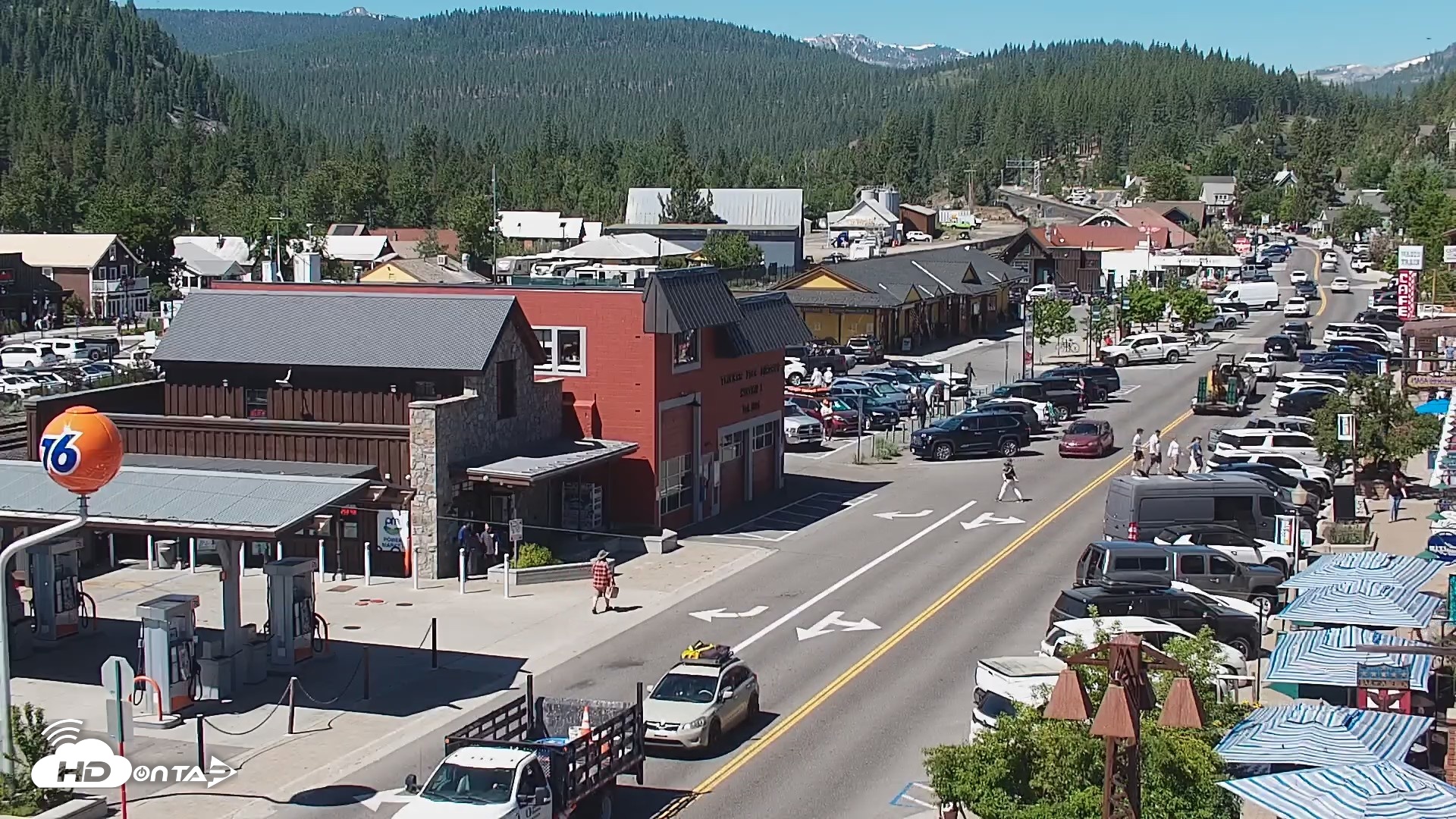 Snapshot of Downtown Truckee California Live Webcam taken Jun 13, 2026, 10:38am PDT
