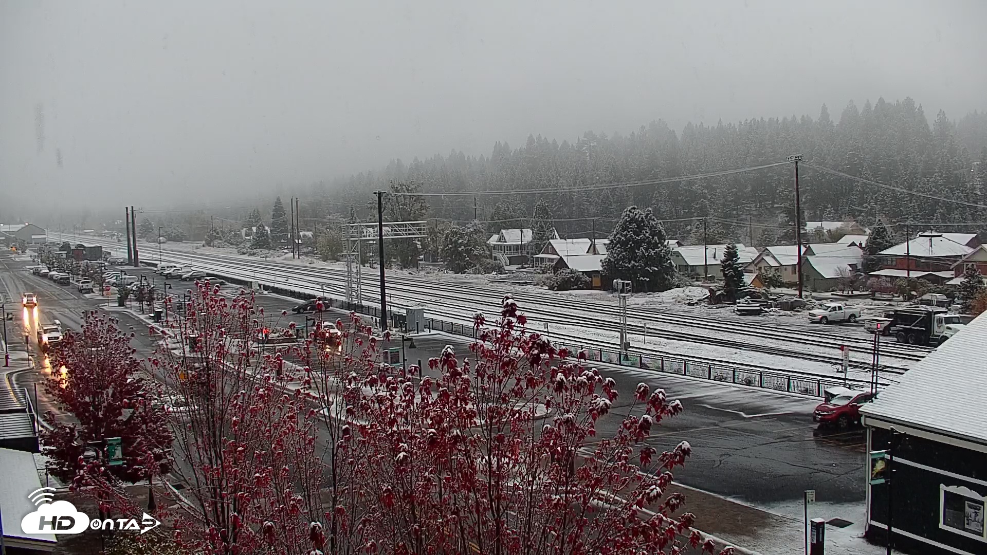 Snapshot of Downtown Truckee California Live Webcam taken Oct 15, 2025, 7:26am PDT