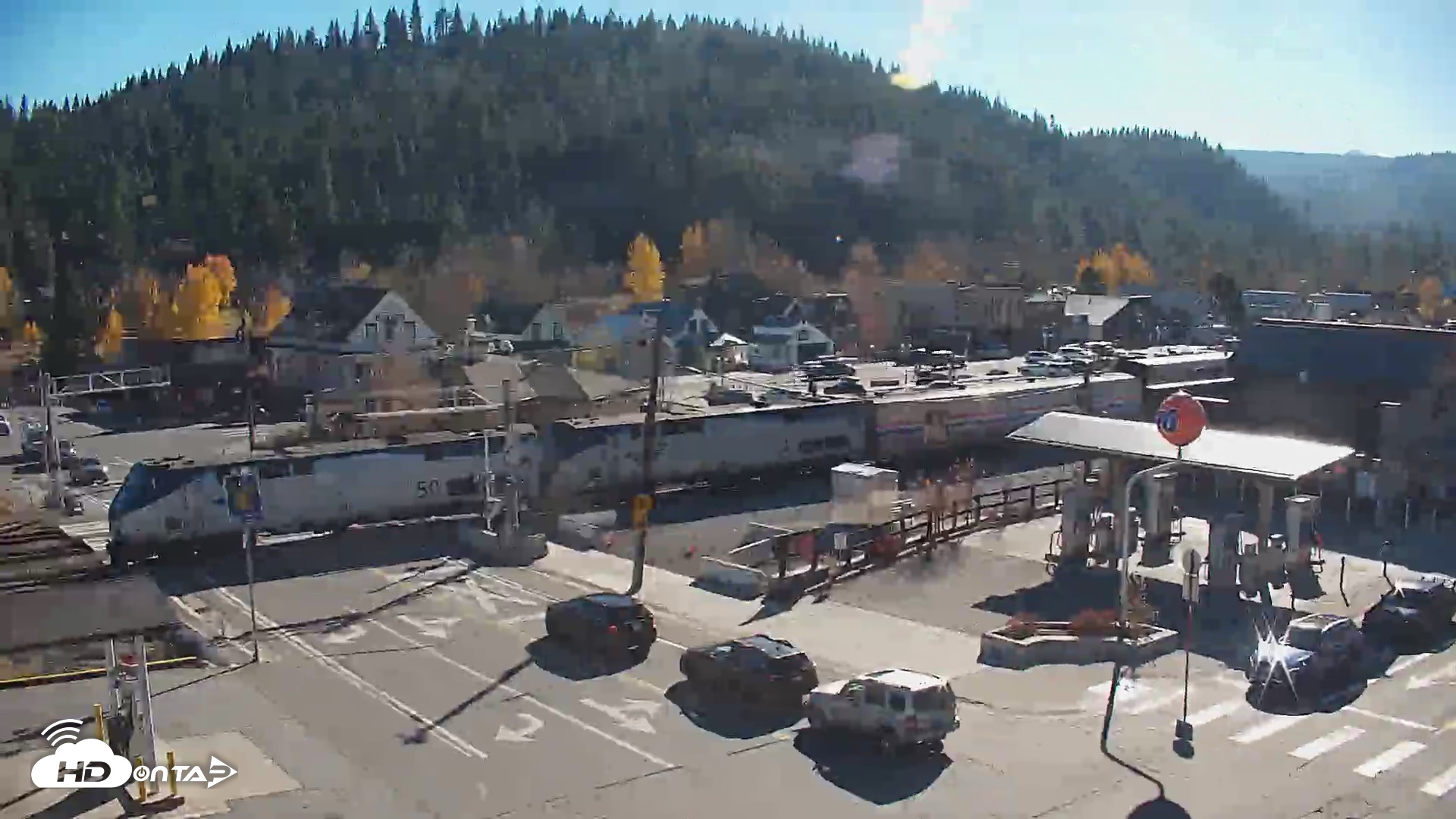 Snapshot of Downtown Truckee California Live Webcam taken Nov 3, 2025, 1:56pm PST