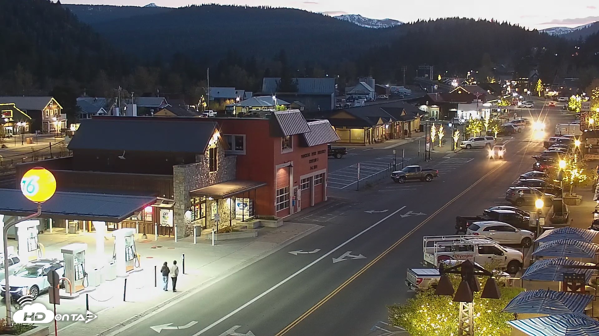 Snapshot of Downtown Truckee California Live Webcam taken Apr 29, 2026, 8:18pm PDT