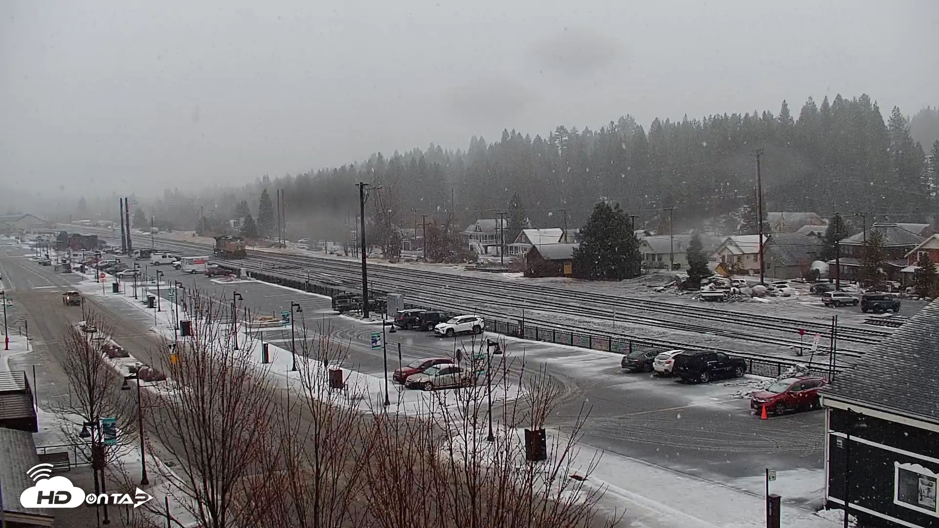 Snapshot of Downtown Truckee California Live Webcam taken Feb 6, 2025, 10:02am PST