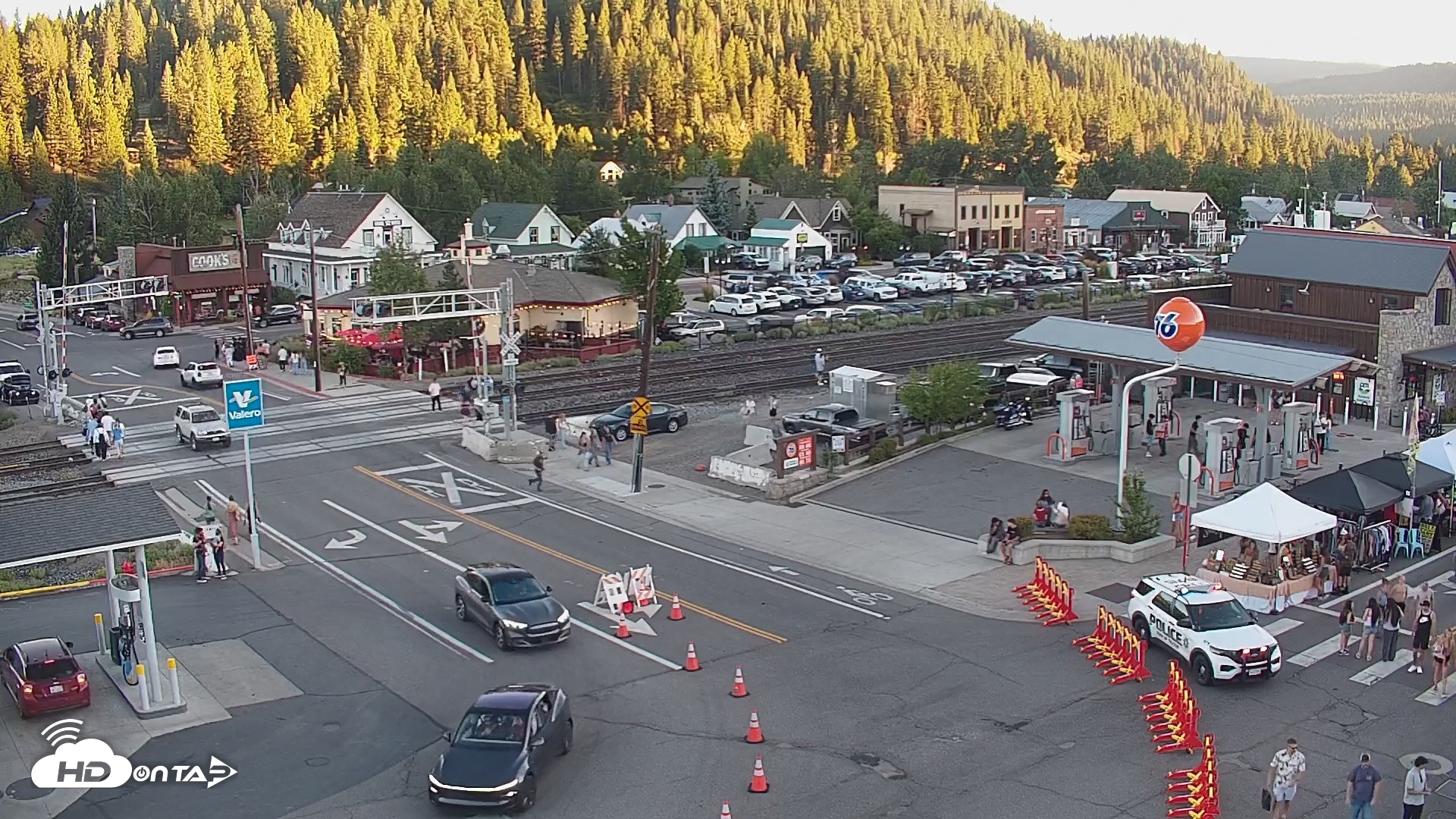 Snapshot of Downtown Truckee California Live Webcam taken Jul 23, 2026, 7:42pm PDT