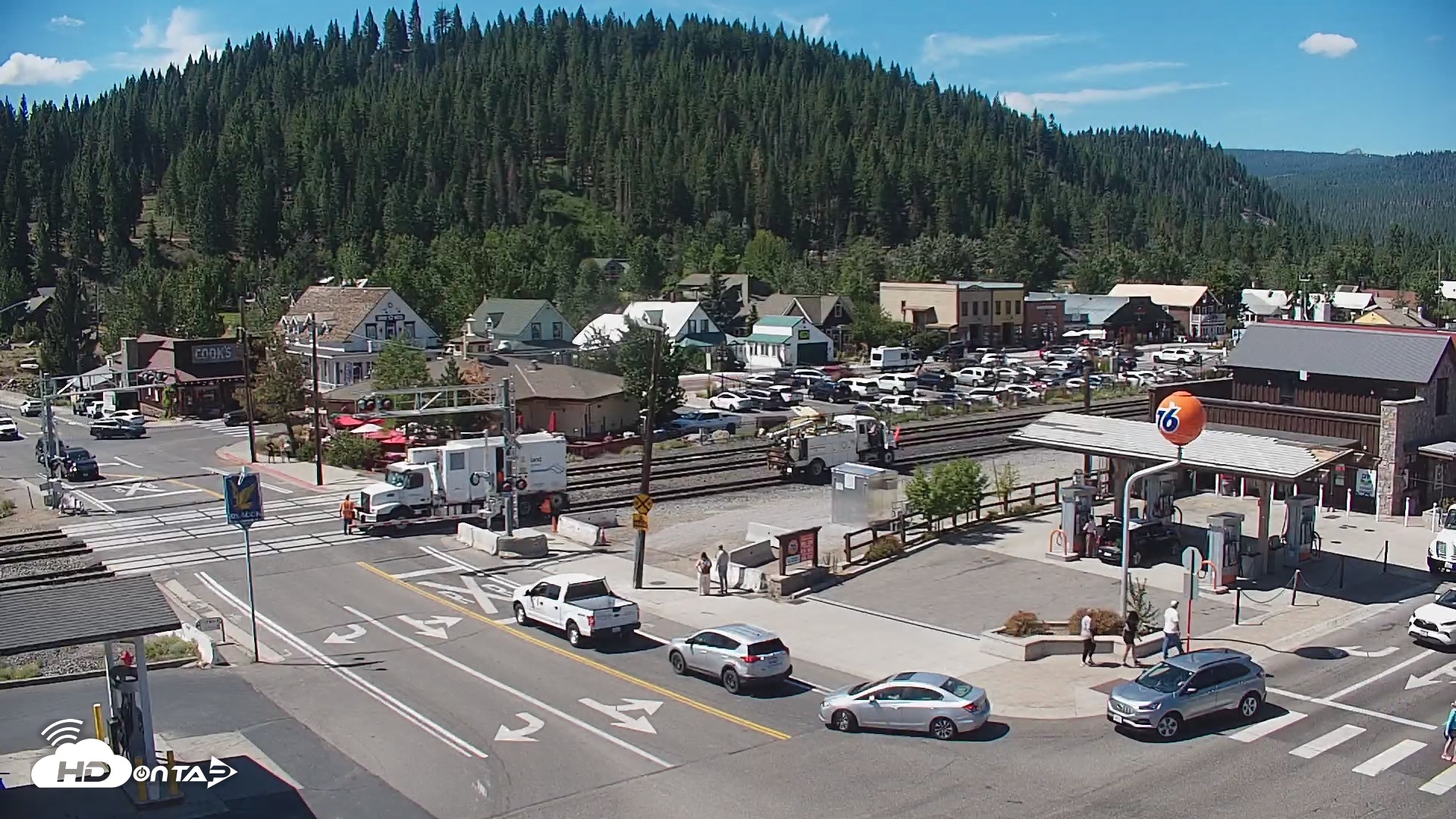 Snapshot of Downtown Truckee California Live Webcam taken Jul 24, 2025, 10:57am PDT