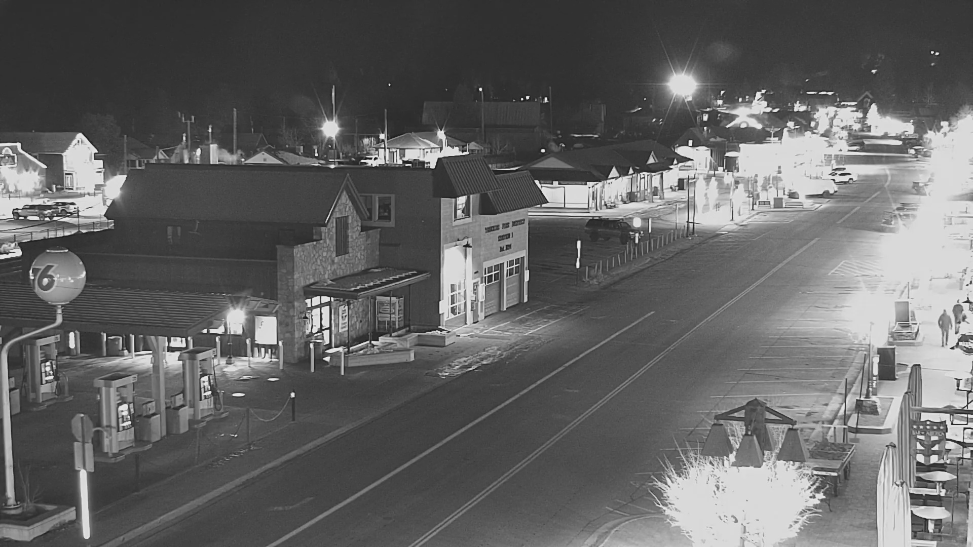 Snapshot of Downtown Truckee California Live Webcam taken Jan 26, 2025, 10:12pm PST