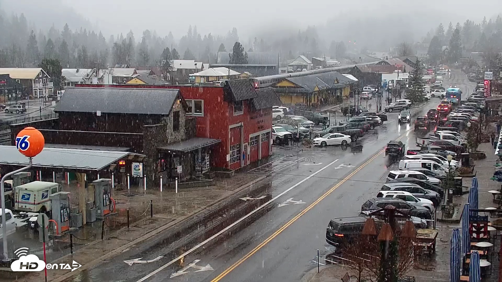 Snapshot of Downtown Truckee California Live Webcam taken Dec 24, 2025, 10:37am PST