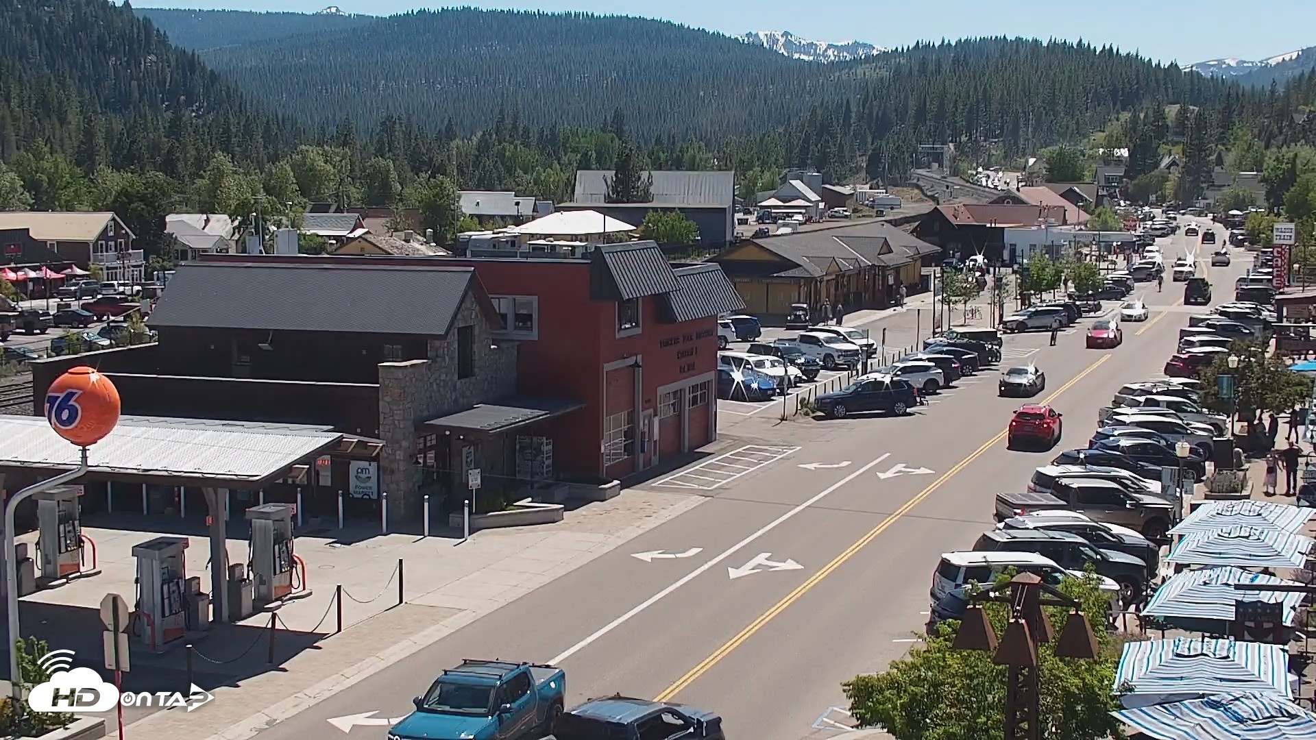 Snapshot of Downtown Truckee California Live Webcam taken May 23, 2026, 3:26pm PDT