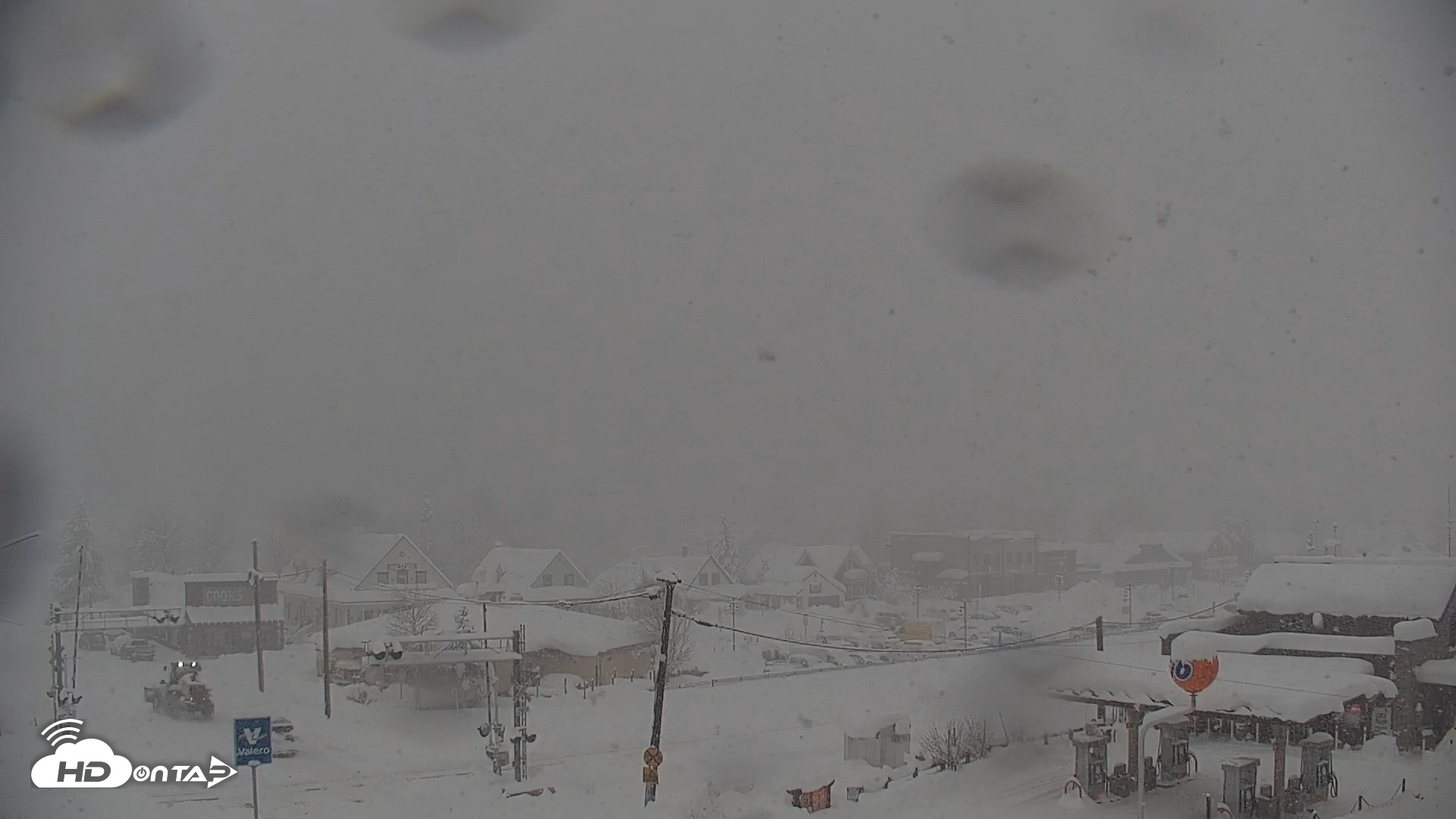 Snapshot of Downtown Truckee California Live Webcam taken Feb 19, 2026, 10:15am PST