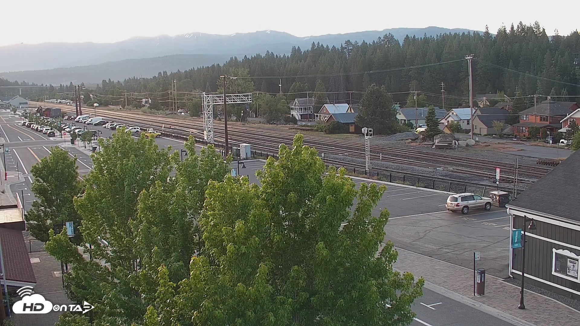 Snapshot of Downtown Truckee California Live Webcam taken Jun 8, 2026, 5:49am PDT