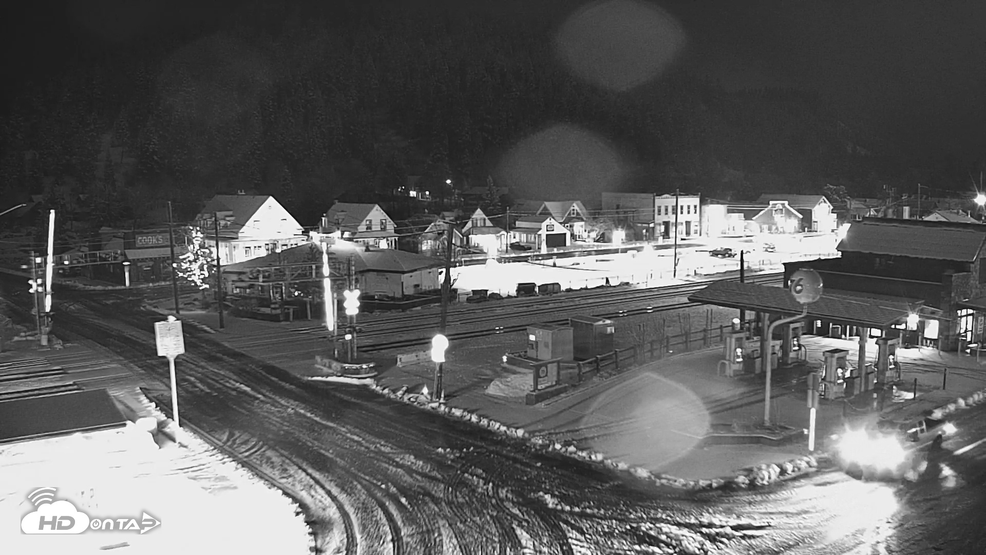 Snapshot of Downtown Truckee California Live Webcam taken Feb 4, 2025, 4:57am PST