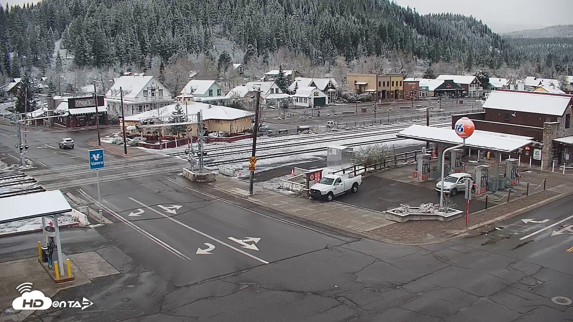 Snapshot of Downtown Truckee California Live Webcam taken Apr 22, 2026, 6:47am PDT