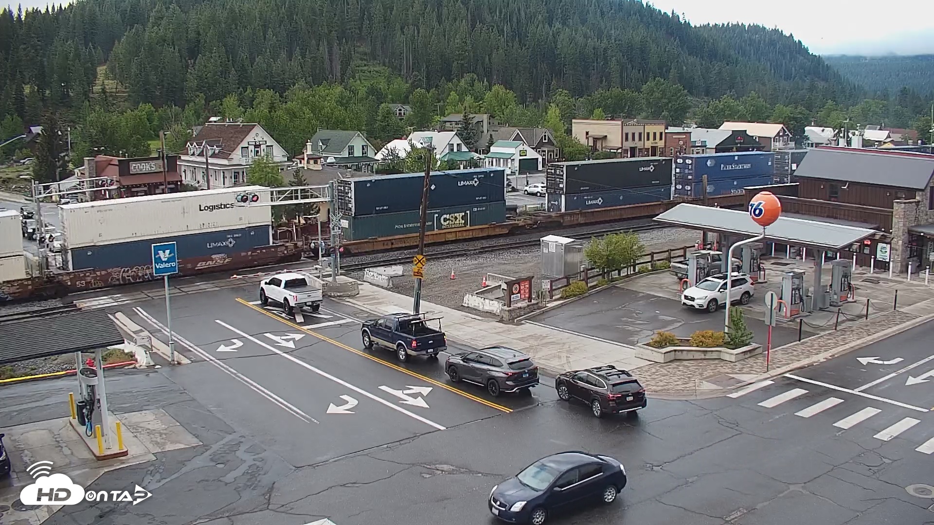Snapshot of Downtown Truckee California Live Webcam taken May 27, 2026, 7:38am PDT