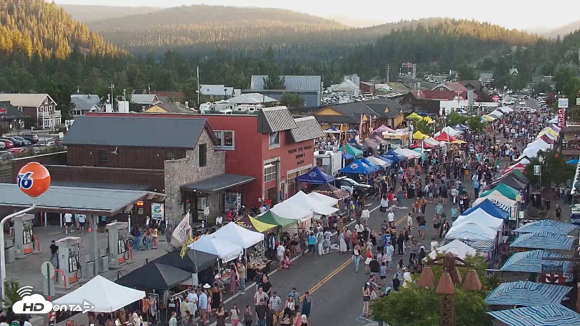 Snapshot of Downtown Truckee California Live Webcam taken Jul 9, 2026, 8:03pm PDT