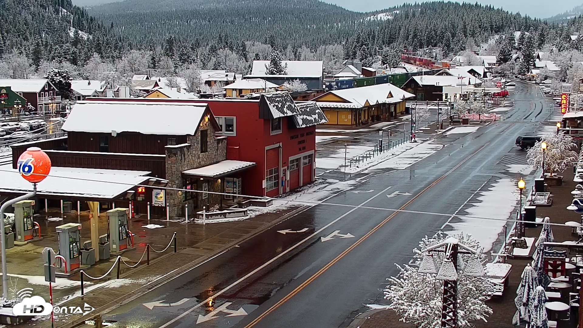 Snapshot of Downtown Truckee California Live Webcam taken Apr 27, 2025, 6:16am PDT