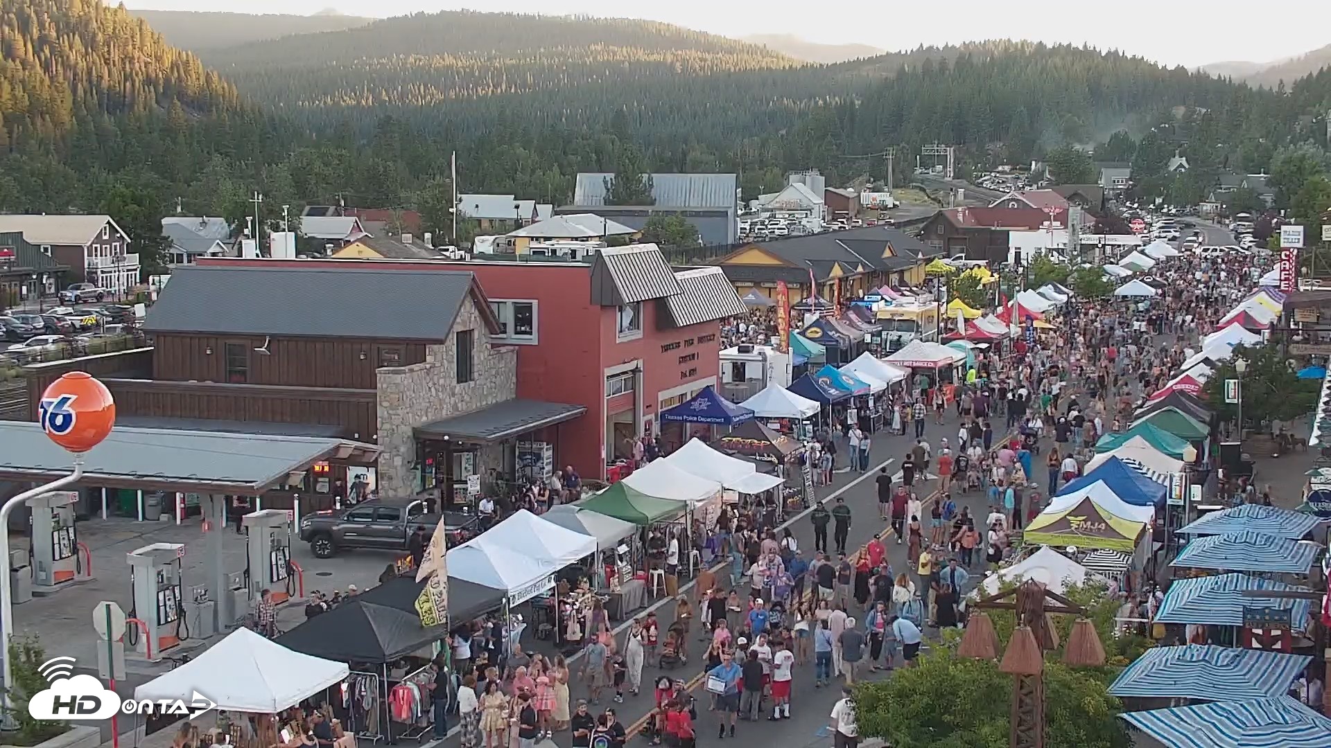 Snapshot of Downtown Truckee California Live Webcam taken Jul 30, 2026, 7:51pm PDT