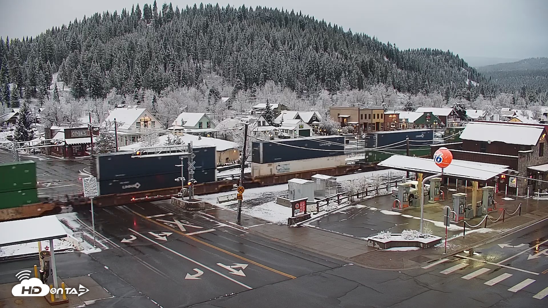 Snapshot of Downtown Truckee California Live Webcam taken Apr 27, 2025, 6:17am PDT
