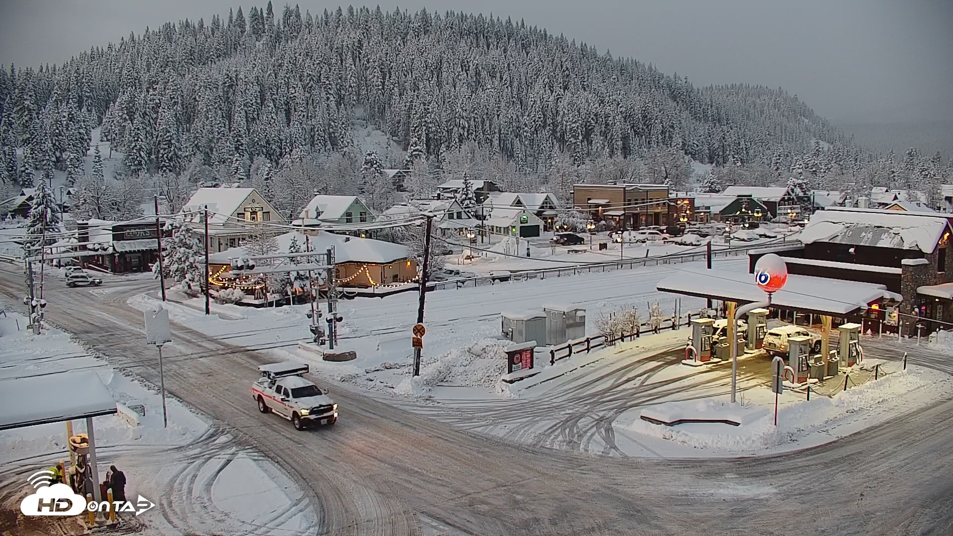 Snapshot of Downtown Truckee California Live Webcam taken Mar 13, 2025, 7:10am PDT