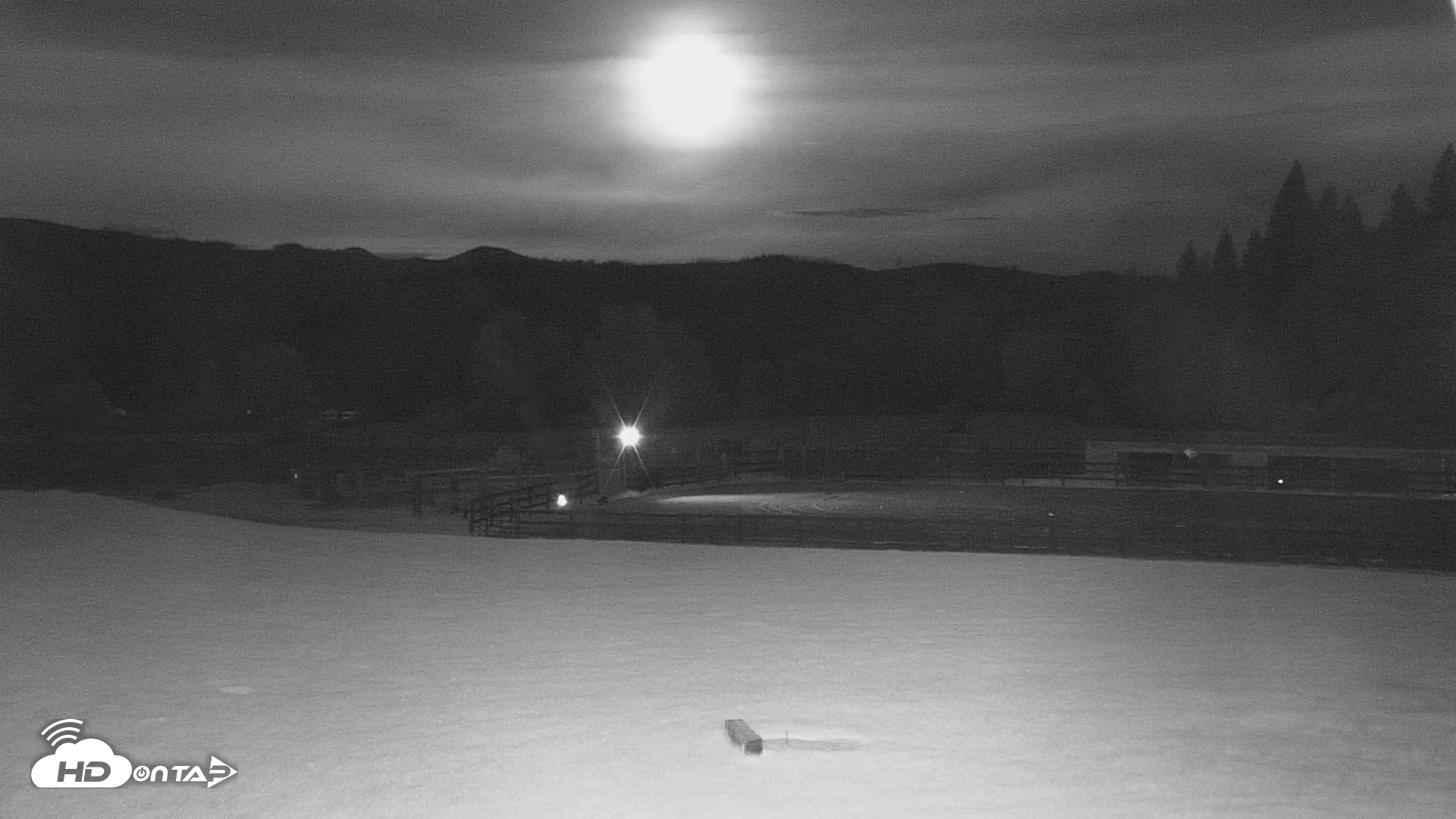 Snapshot of Greenhorn Ranch Live Horse Arena Cam taken May 2, 2026, 5:05am PDT
