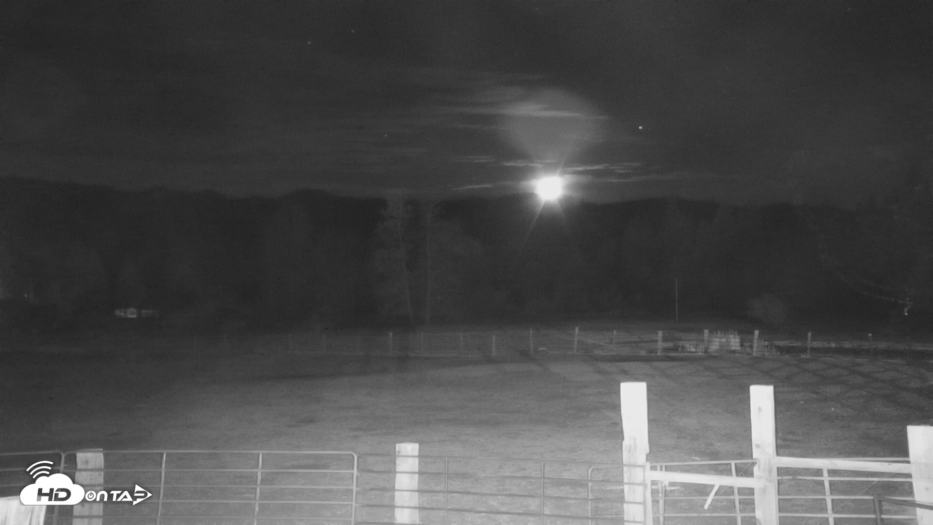 Snapshot of Greenhorn Ranch Live Horse Arena Cam taken Nov 24, 2025, 7:50pm PST