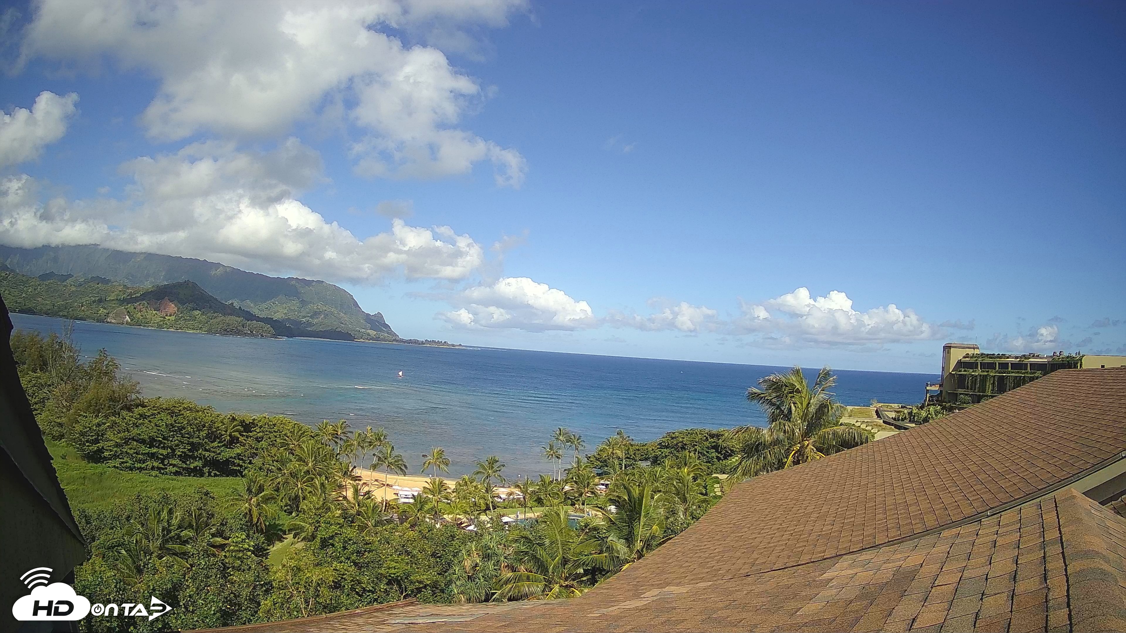 Snapshot of Hanalei Bay Resort - Kauai Hawaii Live Webcam taken Aug 27, 2026, 9:30am HST