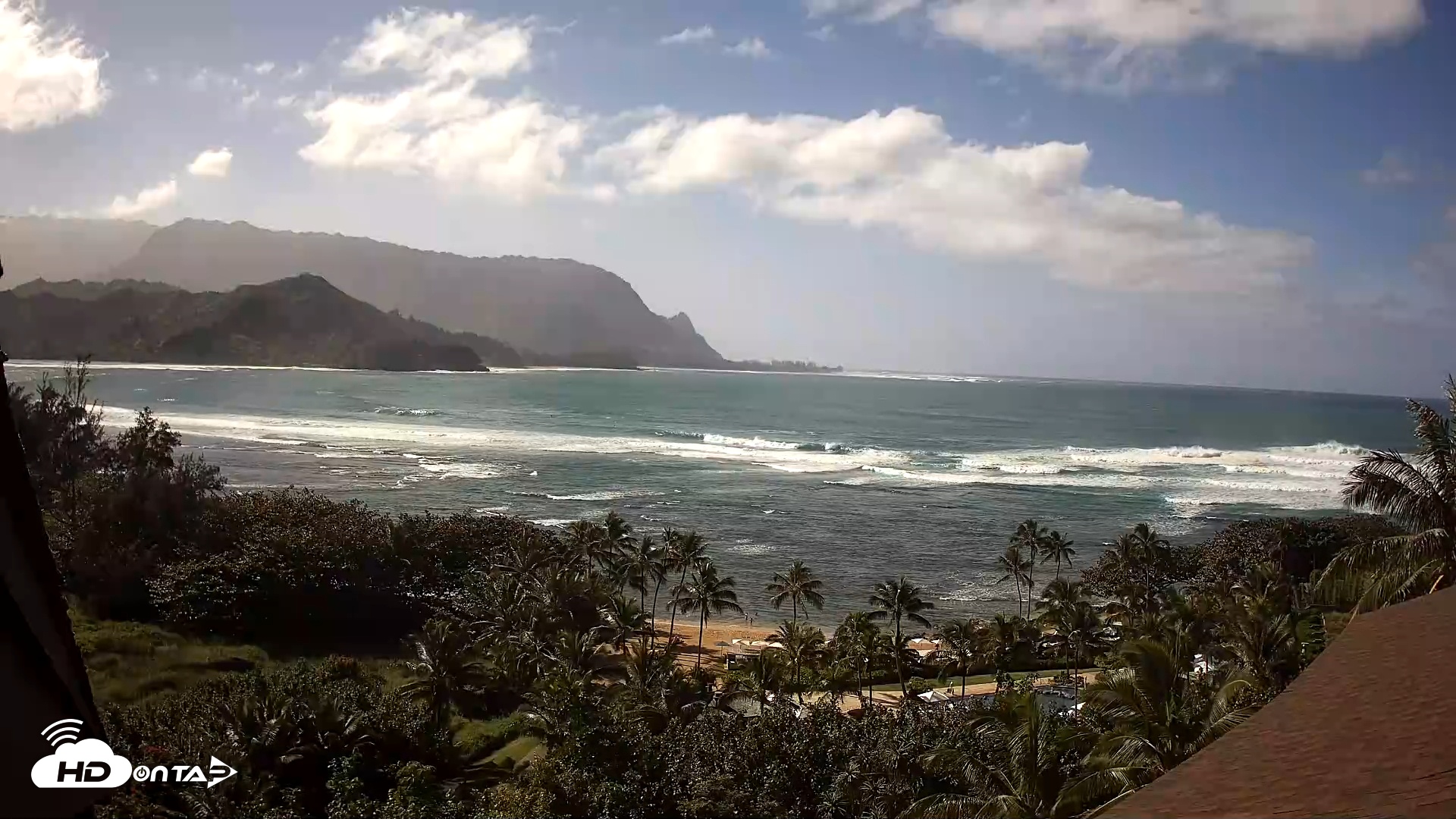 Snapshot of Hanalei Bay Resort - Kauai Hawaii Live Webcam taken Jan 13, 2026, 2:46pm HST