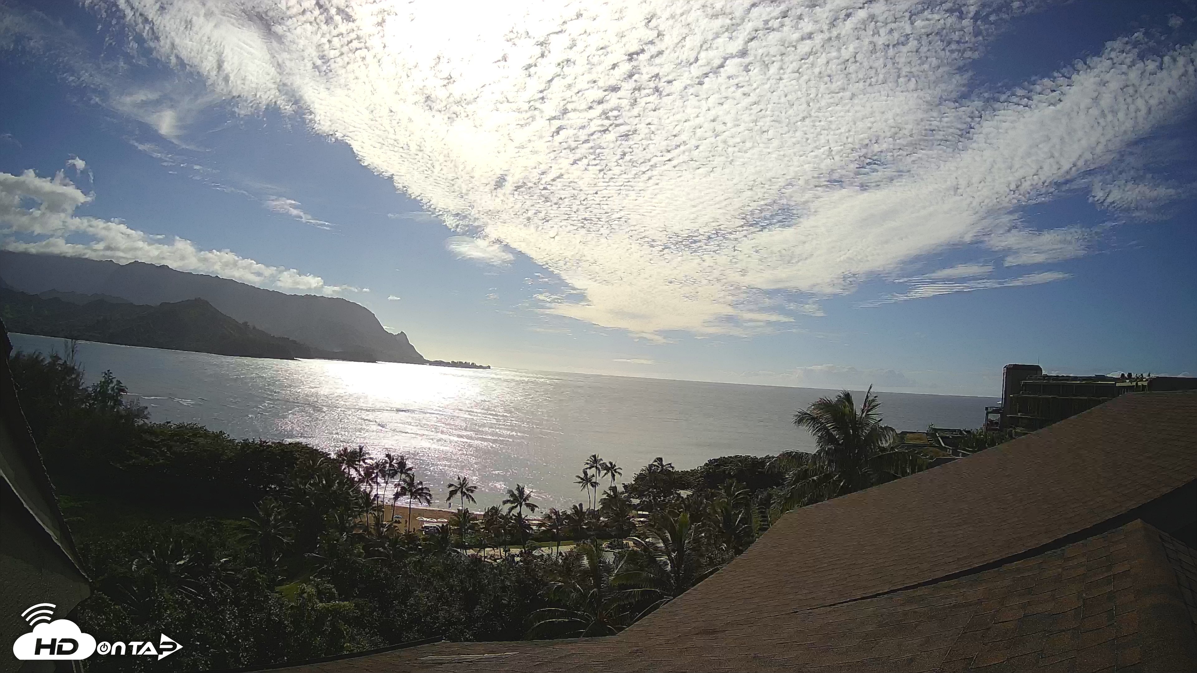 Snapshot of Hanalei Bay Resort - Kauai Hawaii Live Webcam taken Aug 19, 2026, 4:43pm HST