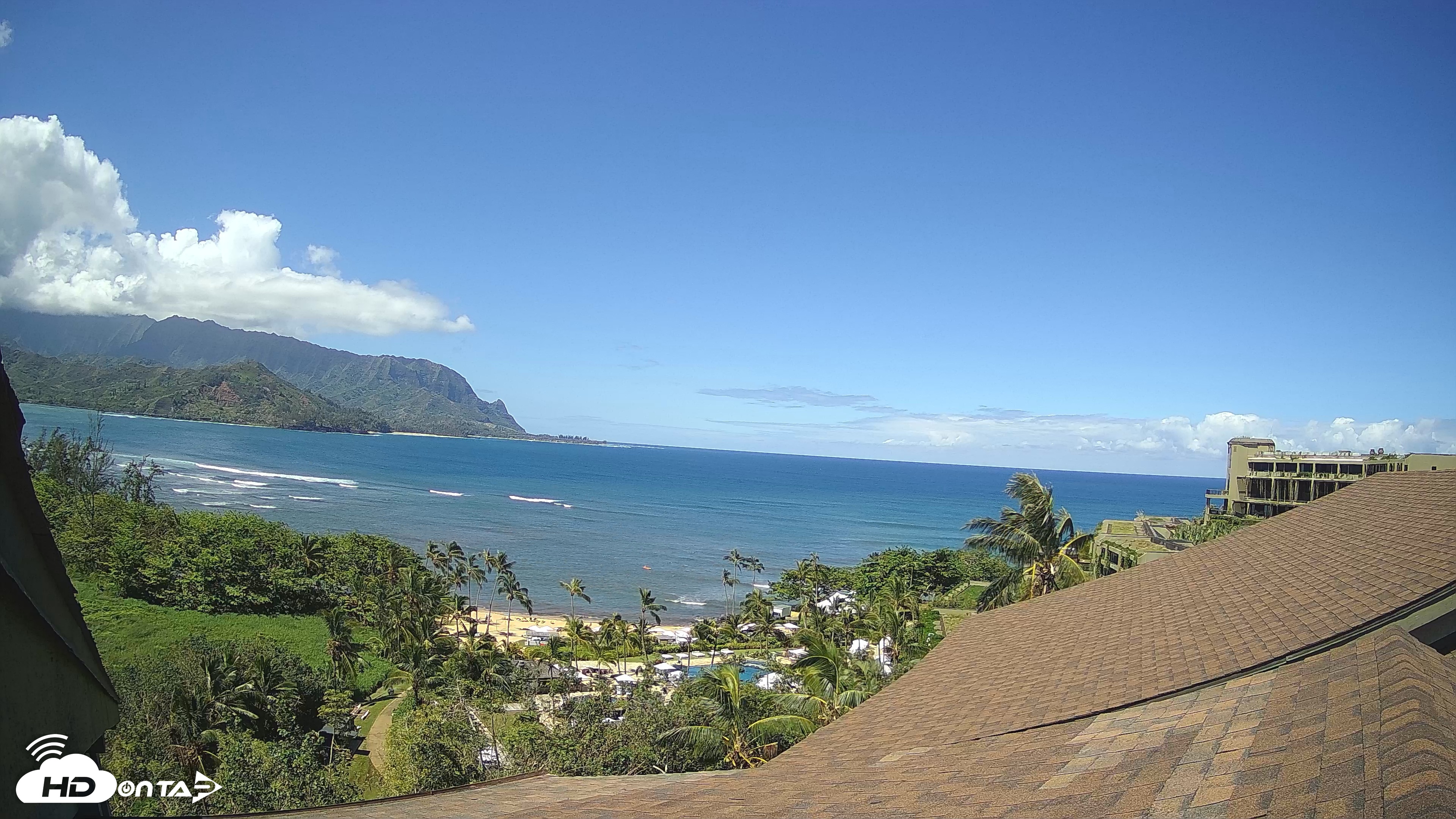 Snapshot of Hanalei Bay Resort - Kauai Hawaii Live Webcam taken Oct 6, 2026, 11:45am HST