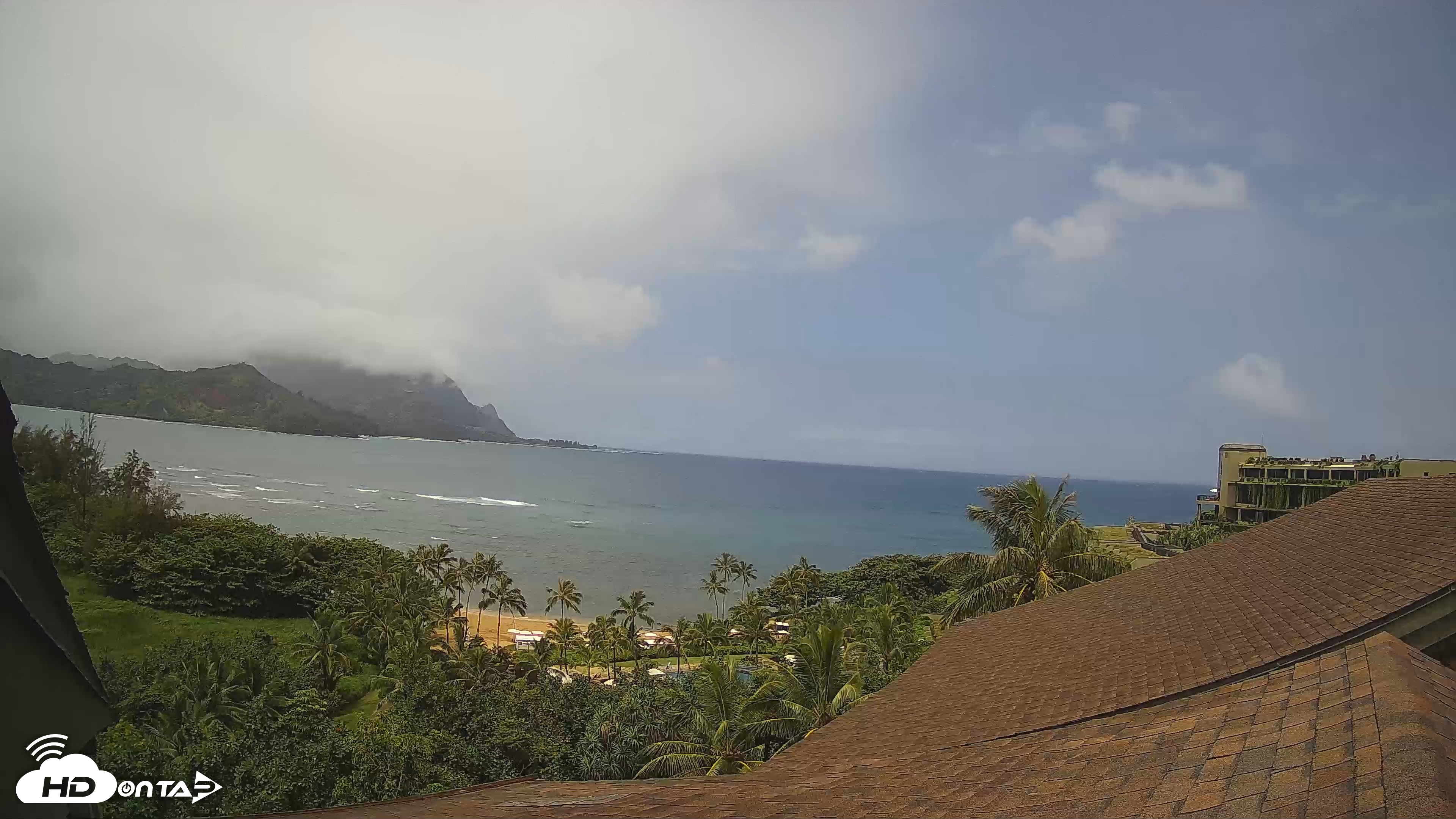 Snapshot of Hanalei Bay Resort - Kauai Hawaii Live Webcam taken Sep 2, 2026, 11:52am HST
