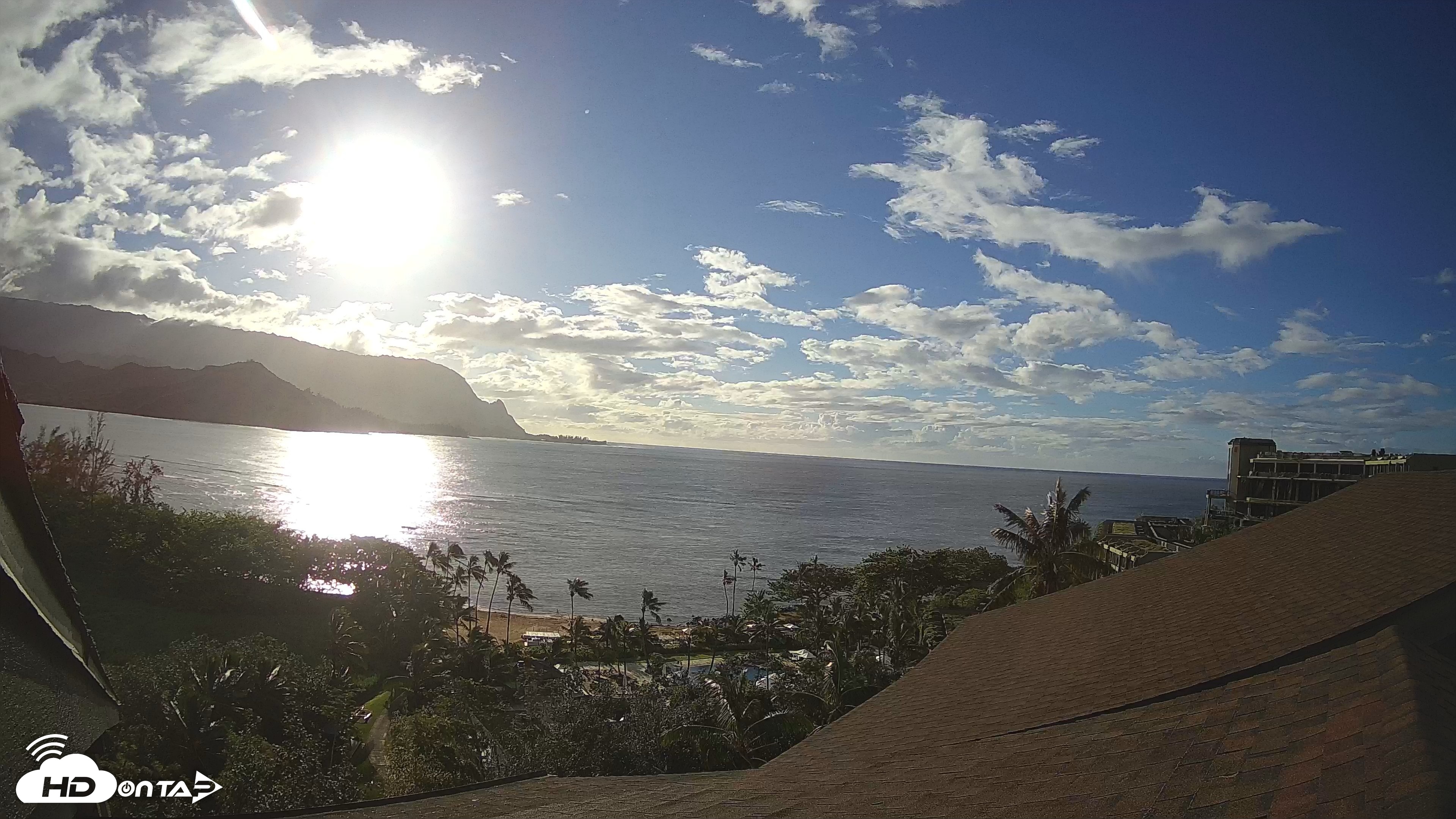 Snapshot of Hanalei Bay Resort - Kauai Hawaii Live Webcam taken Oct 1, 2026, 5:18pm HST