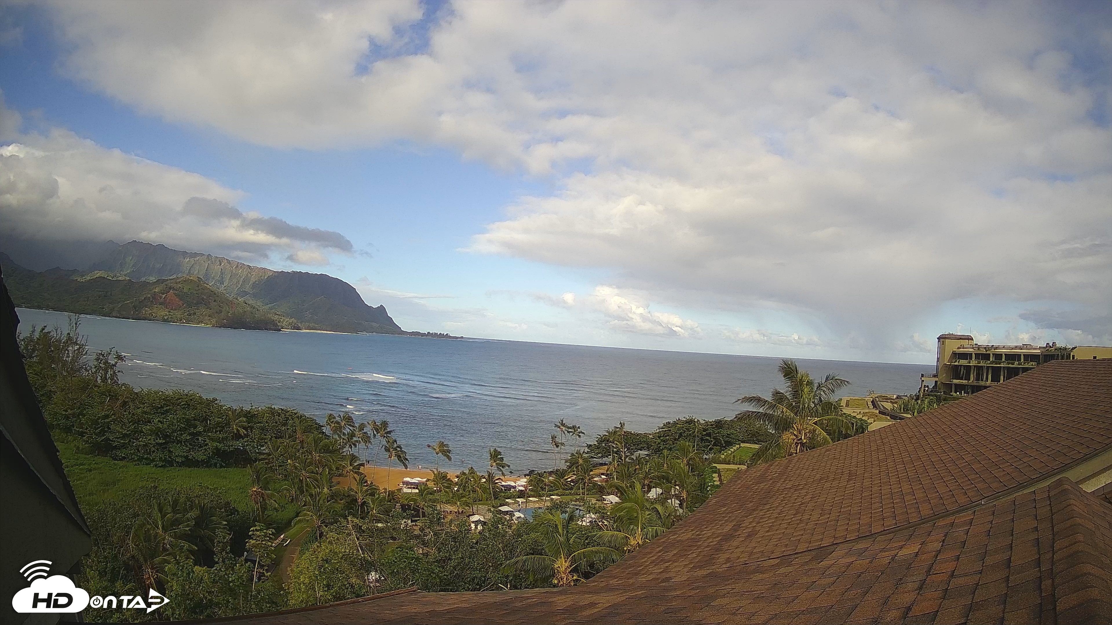 Snapshot of Hanalei Bay Resort - Kauai Hawaii Live Webcam taken Oct 21, 2026, 8:49am HST