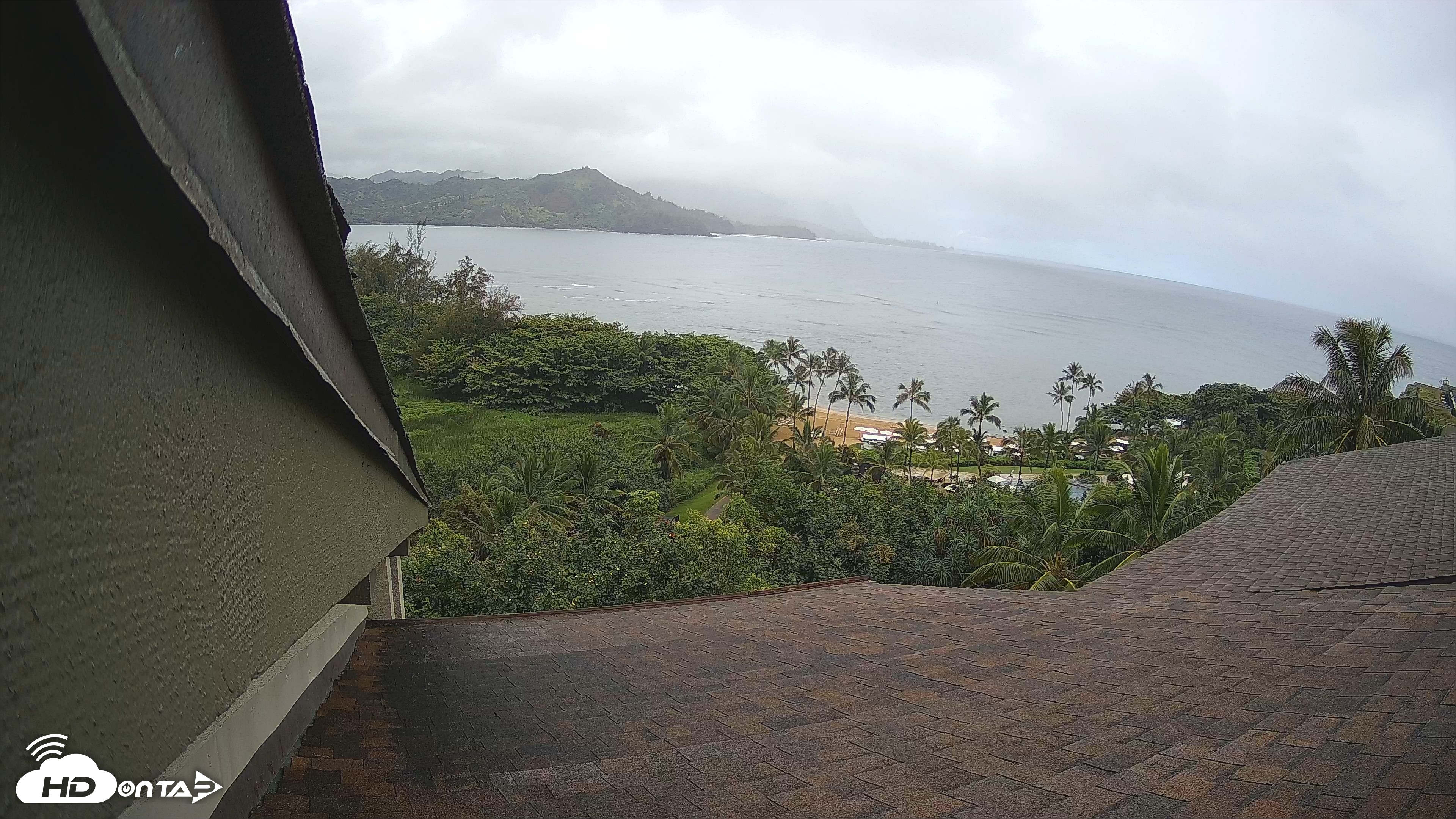 Snapshot of Hanalei Bay Resort - Kauai Hawaii Live Webcam taken Jul 21, 2026, 9:18am HST